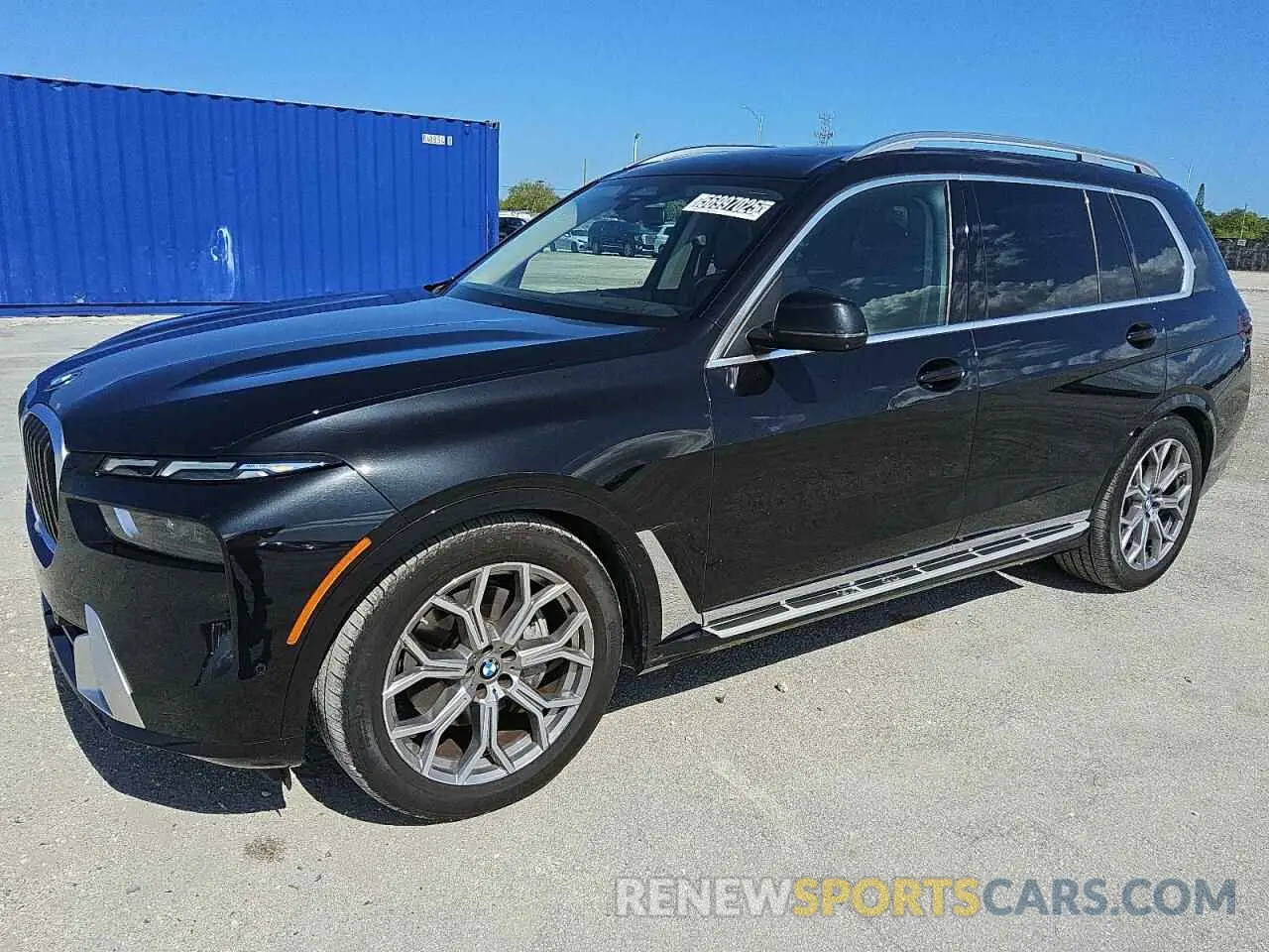 1 Фотография поврежденного автомобиля 5UX23EM07R9V08996 BMW X7 2024