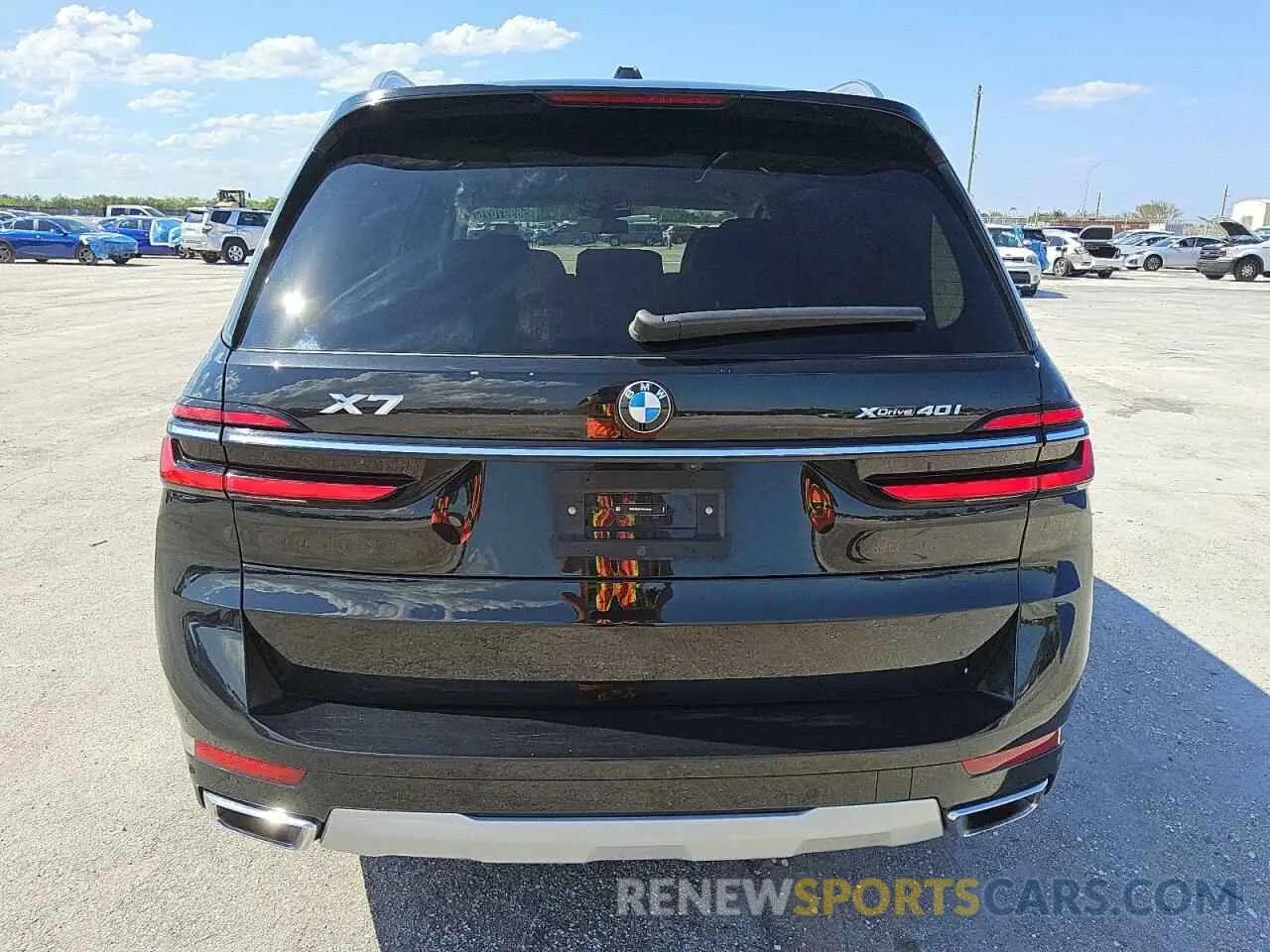 6 Фотография поврежденного автомобиля 5UX23EM07R9V08996 BMW X7 2024