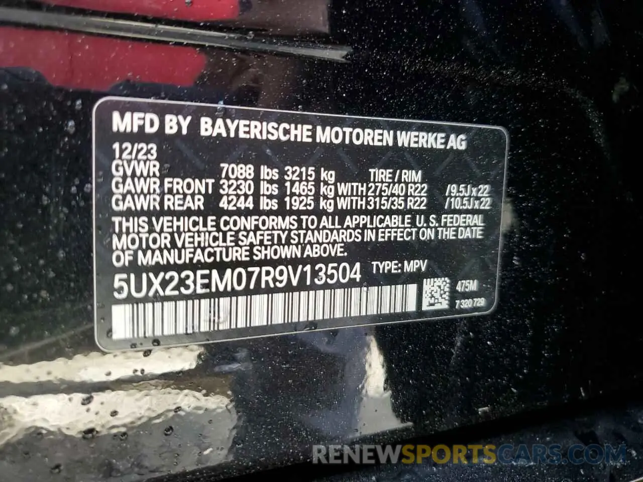 14 Photograph of a damaged car 5UX23EM07R9V13504 BMW X7 2024
