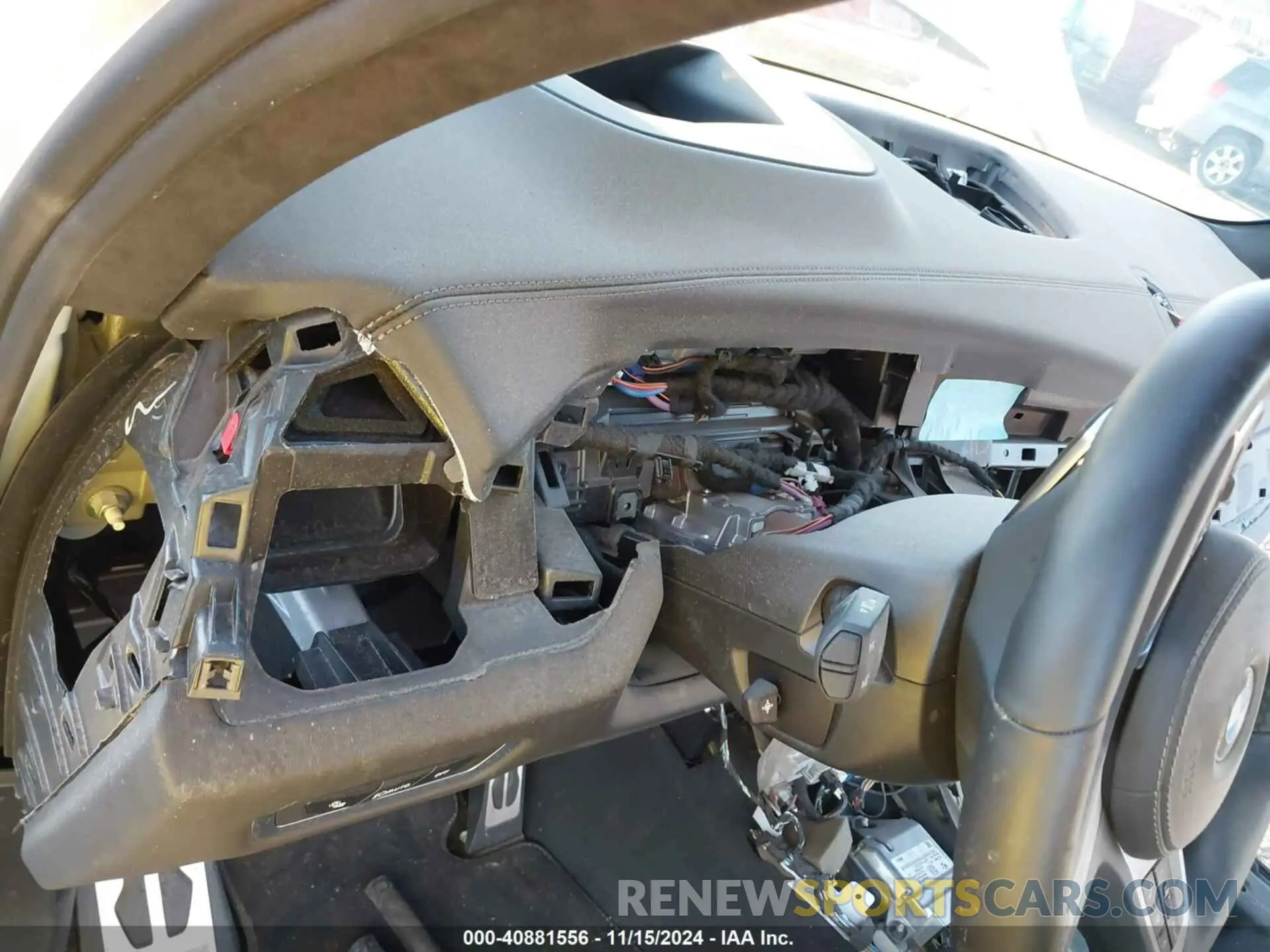 7 Photograph of a damaged car 5UX23EM08R9S38676 BMW X7 2024