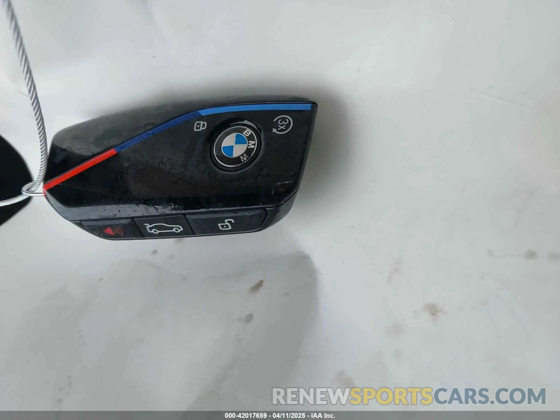 11 Фотография поврежденного автомобиля 5UX33EM08R9U05543 BMW X7 2024