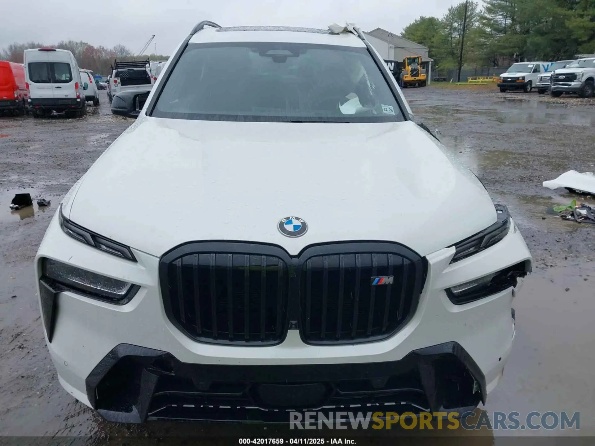 12 Фотография поврежденного автомобиля 5UX33EM08R9U05543 BMW X7 2024