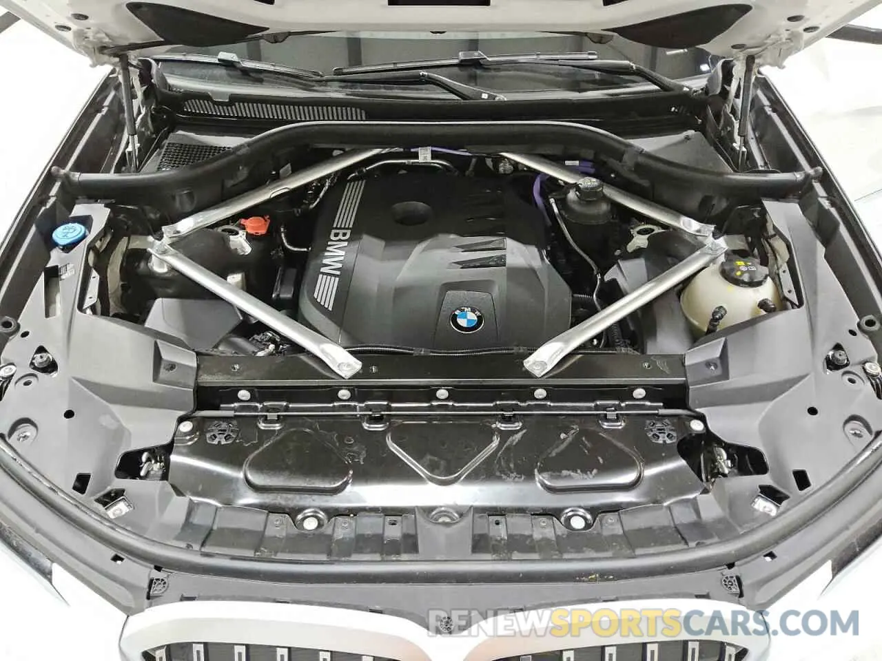 12 Фотография поврежденного автомобиля 5UX23EM00S9W33358 BMW X7 2025