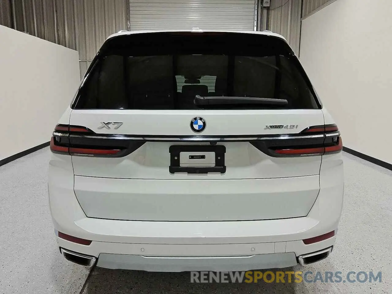 6 Фотография поврежденного автомобиля 5UX23EM00S9W33358 BMW X7 2025
