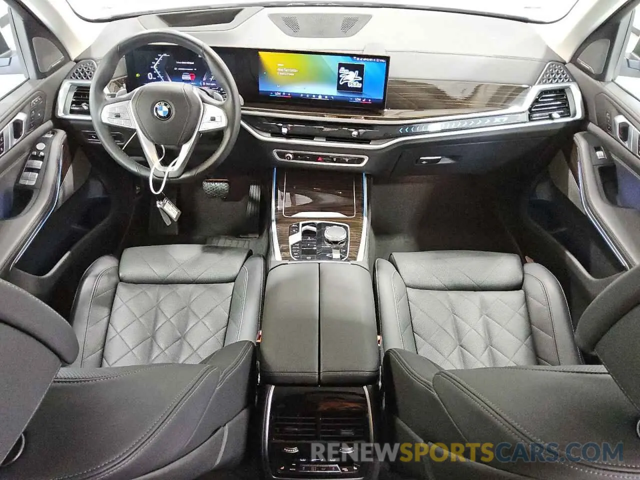 8 Фотография поврежденного автомобиля 5UX23EM00S9W33358 BMW X7 2025