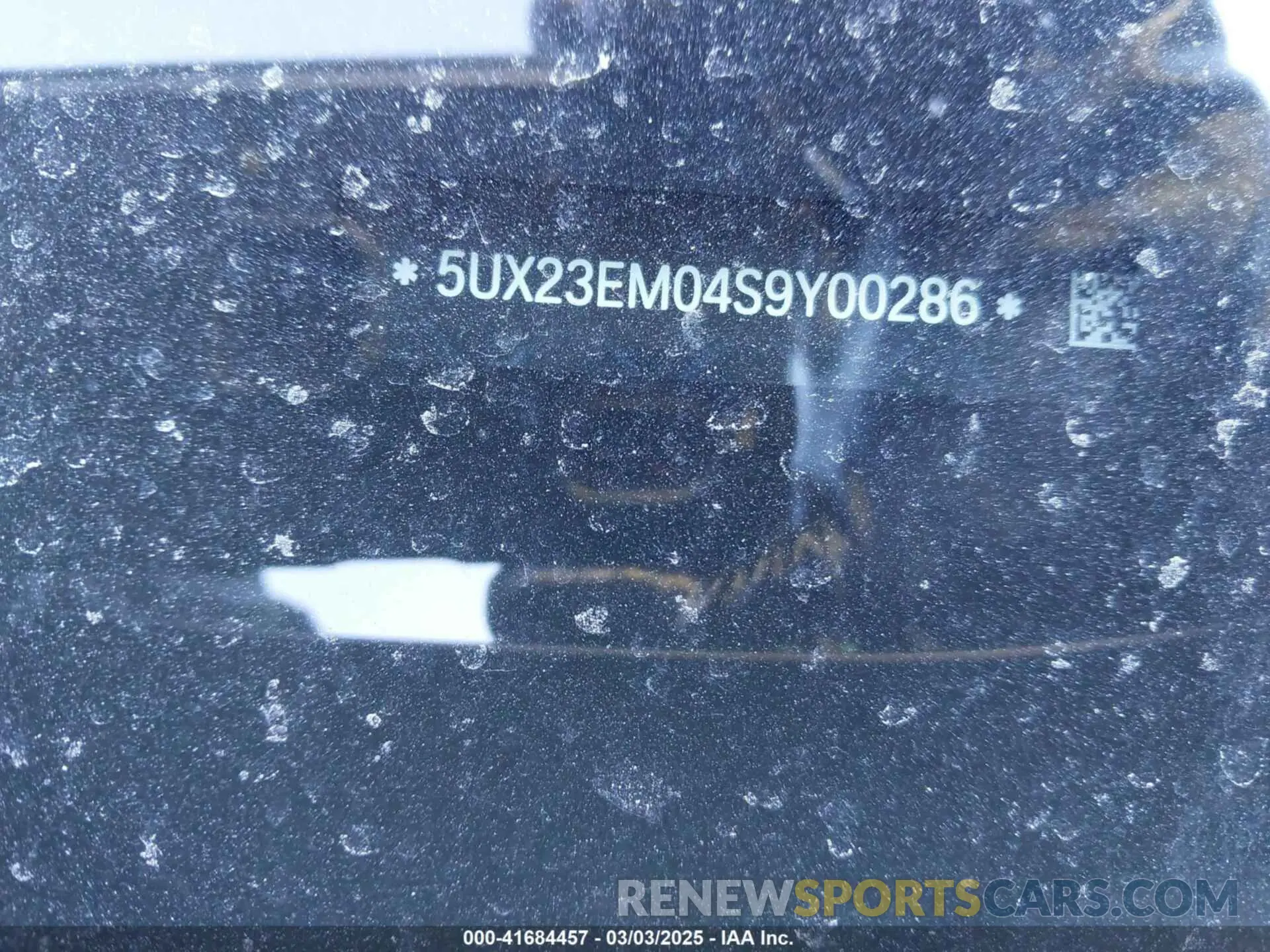 9 Фотография поврежденного автомобиля 5UX23EM04S9Y00286 BMW X7 2025