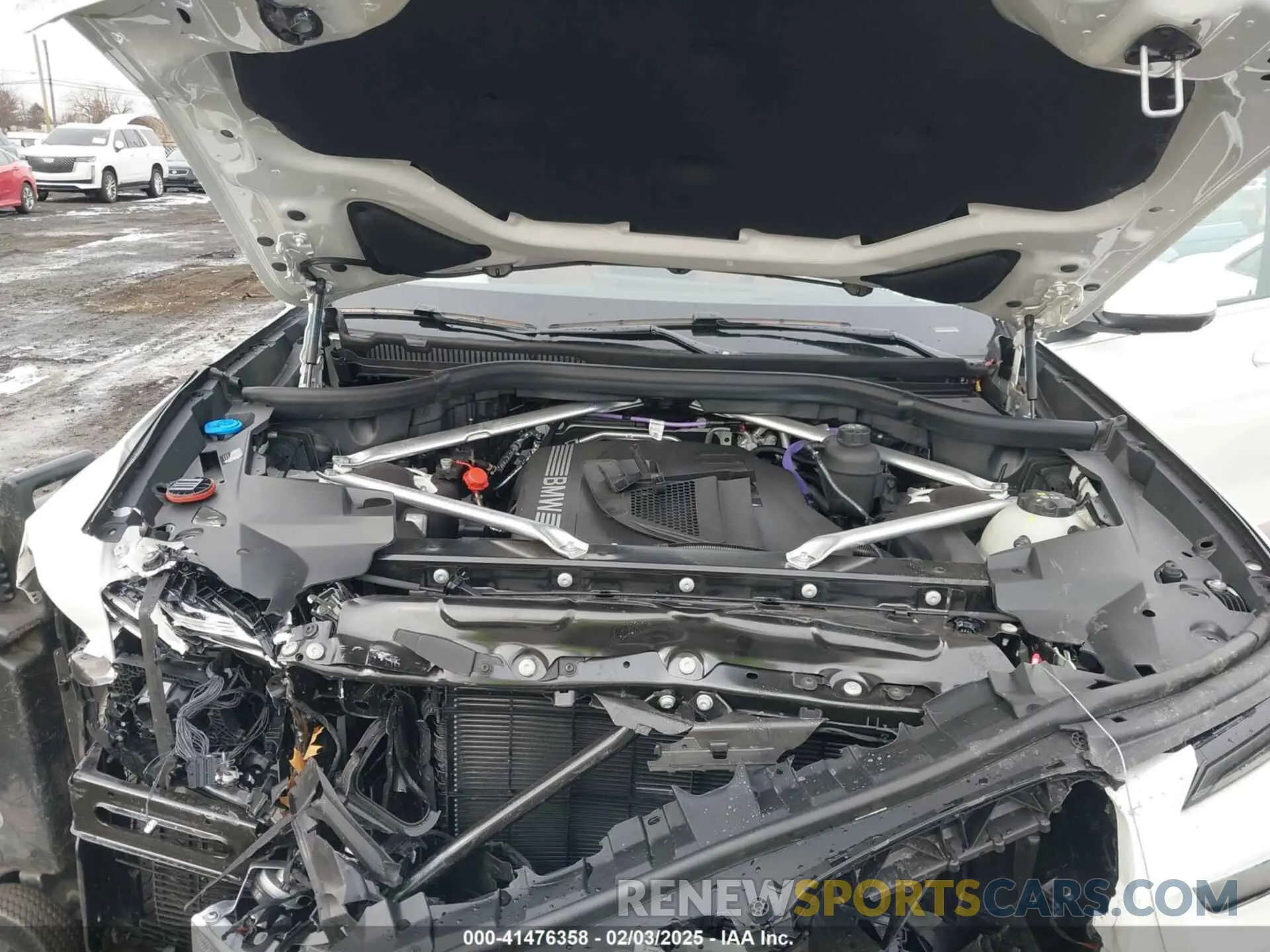 10 Фотография поврежденного автомобиля 5UX23EM05S9X98435 BMW X7 2025