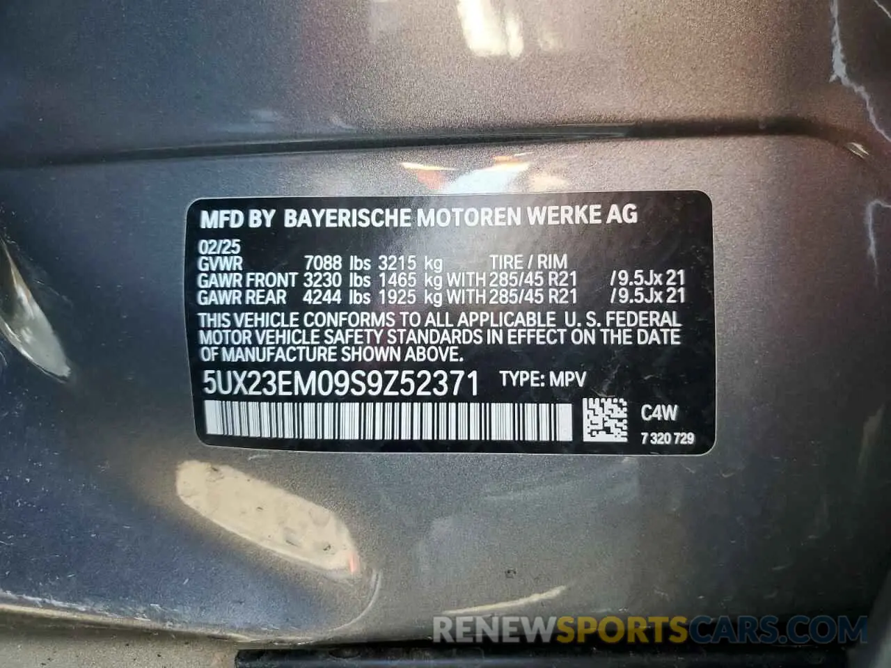 14 Photograph of a damaged car 5UX23EM09S9Z52371 BMW X7 2025