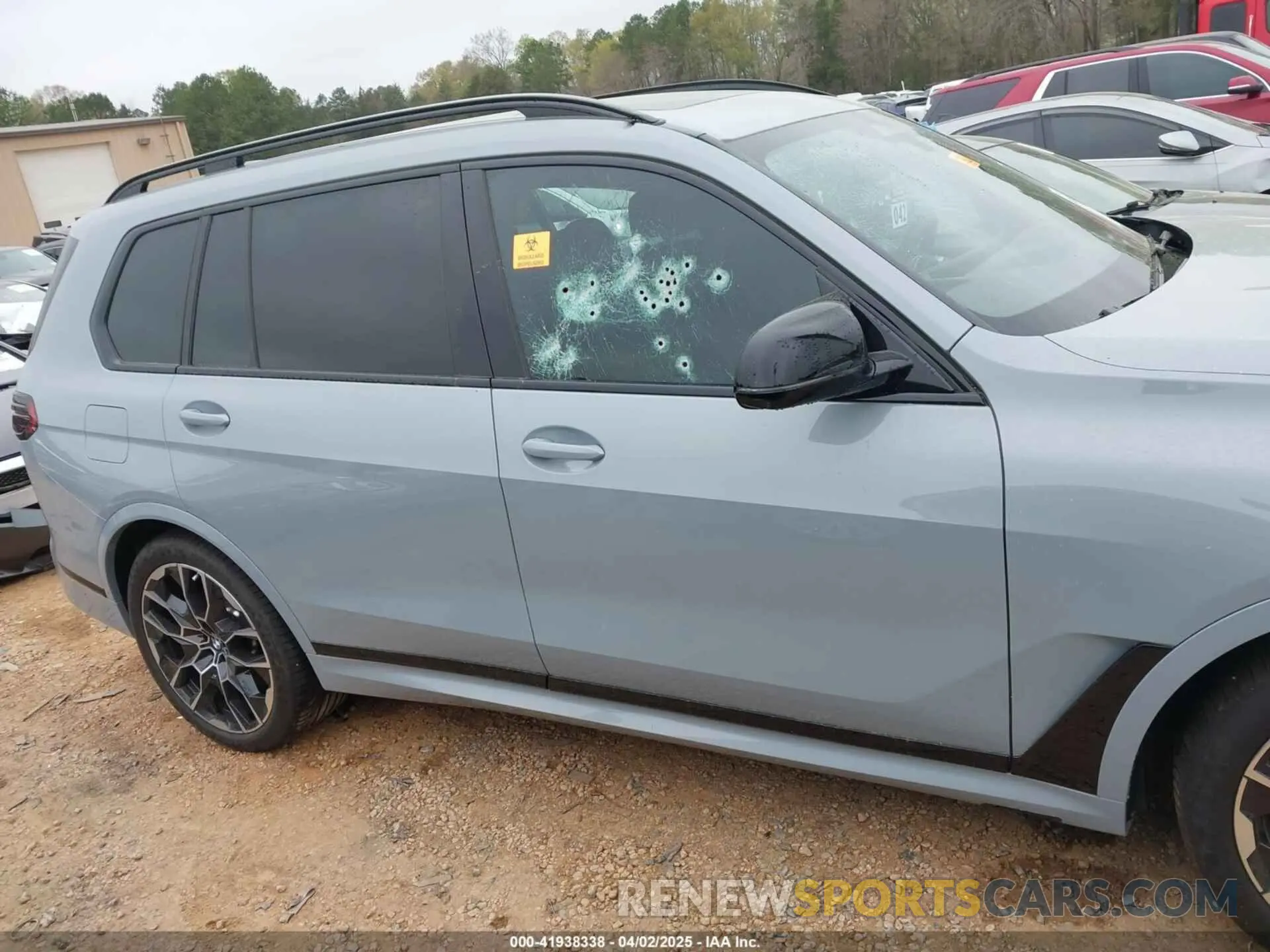 13 Photograph of a damaged car 5UX33EM04S9X73210 BMW X7 2025