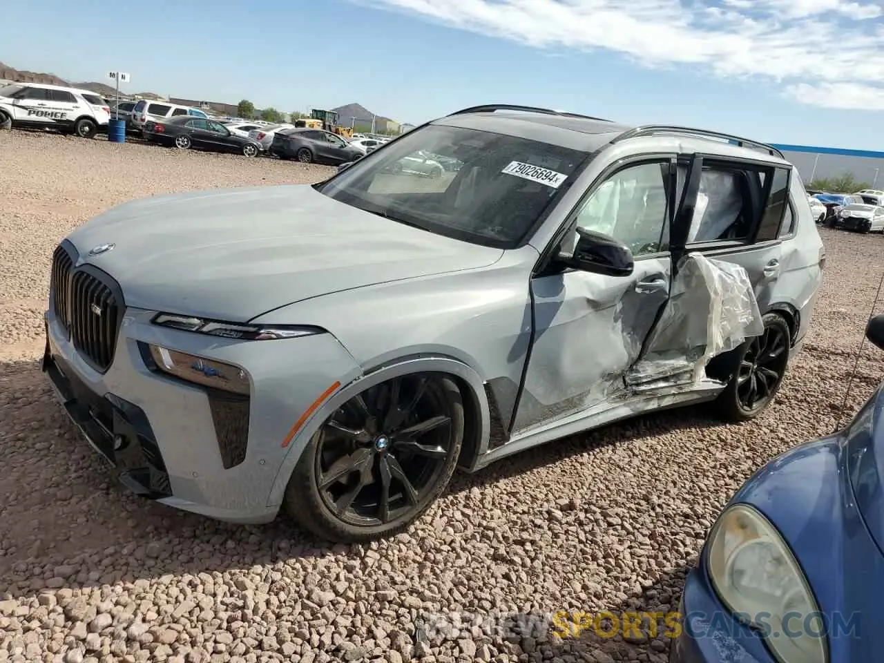 1 Фотография поврежденного автомобиля 5UX33EM04R9T03513 BMW X7 M60I 2024
