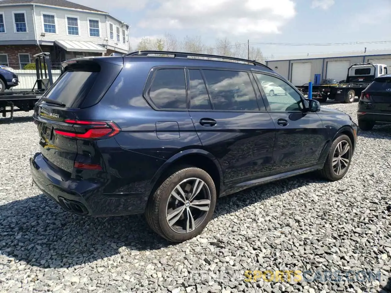3 Фотография поврежденного автомобиля 5UX33EM05R9V23548 BMW X7 M60I 2024