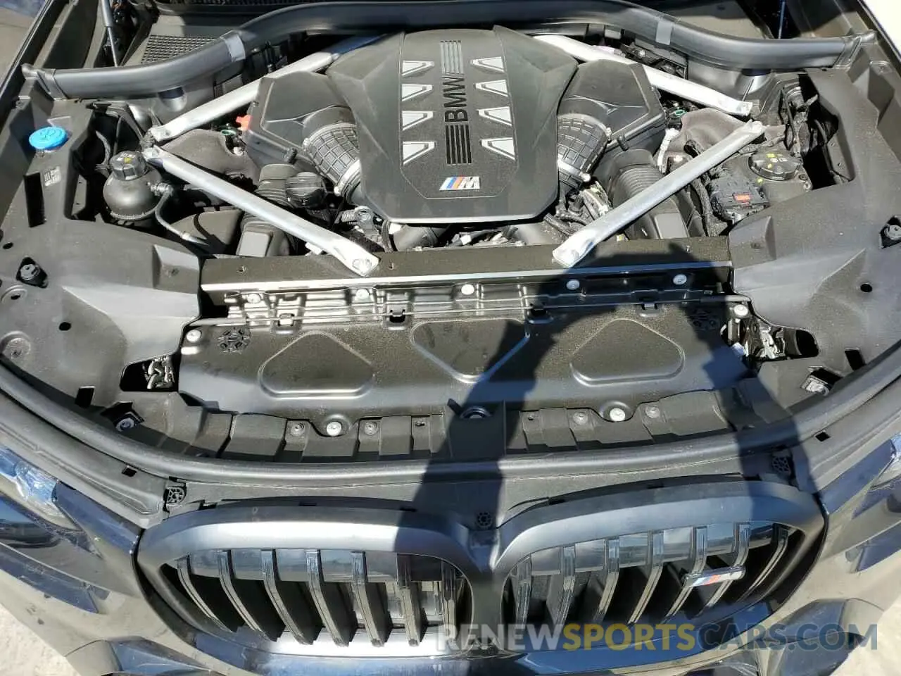 12 Фотография поврежденного автомобиля 5UX33EM08R9T81499 BMW X7 M60I 2024