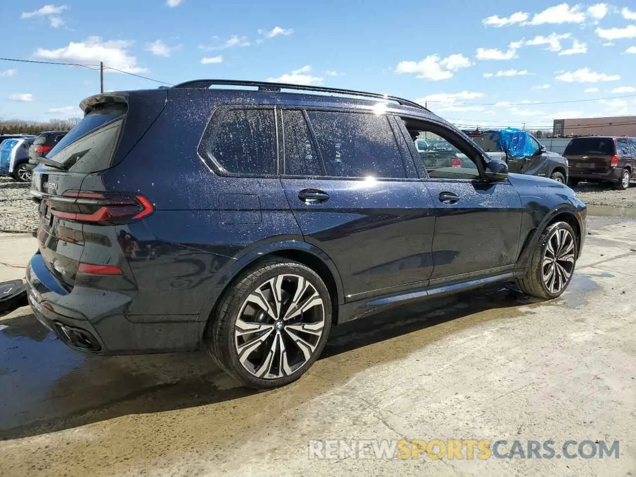 3 Фотография поврежденного автомобиля 5UX33EM08R9T81499 BMW X7 M60I 2024
