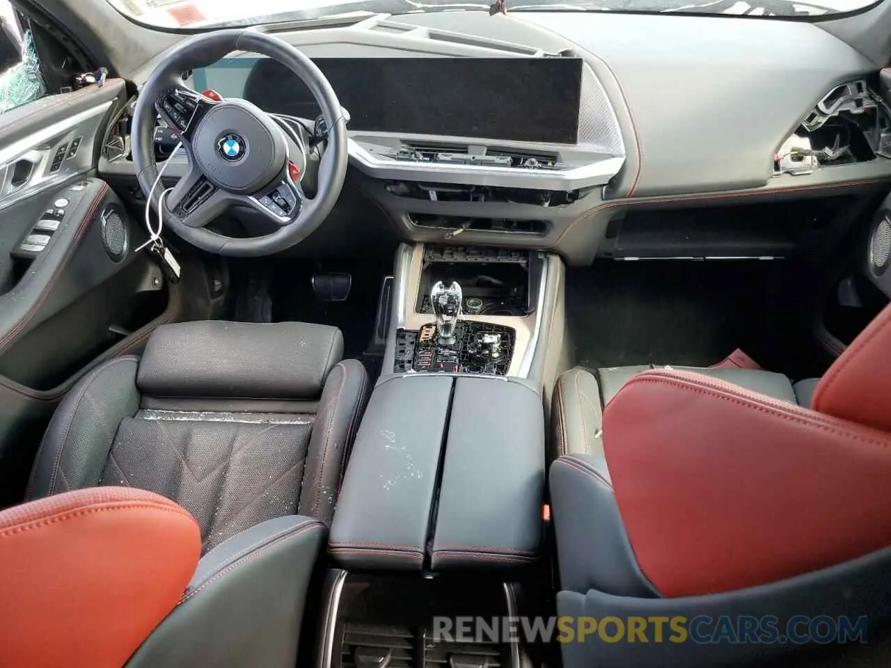 8 Фотография поврежденного автомобиля 5YM33CS05R9U30609 BMW XM LABEL 2024