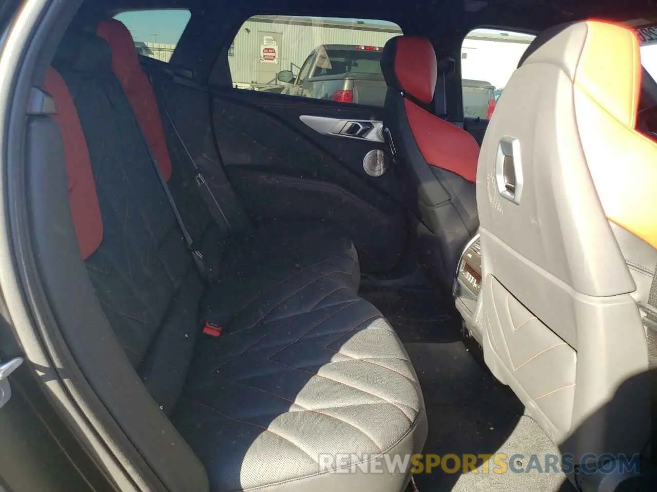 11 Фотография поврежденного автомобиля 5YM33CS07R9U67614 BMW XM LABEL 2024