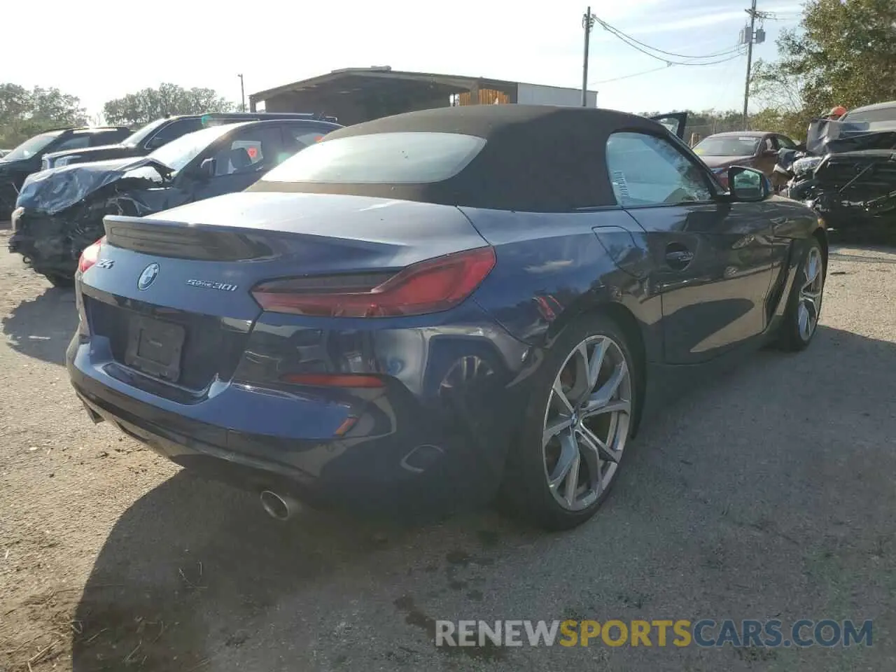 3 Фотография поврежденного автомобиля WBAHF3C57KWW32243 BMW Z4 2019
