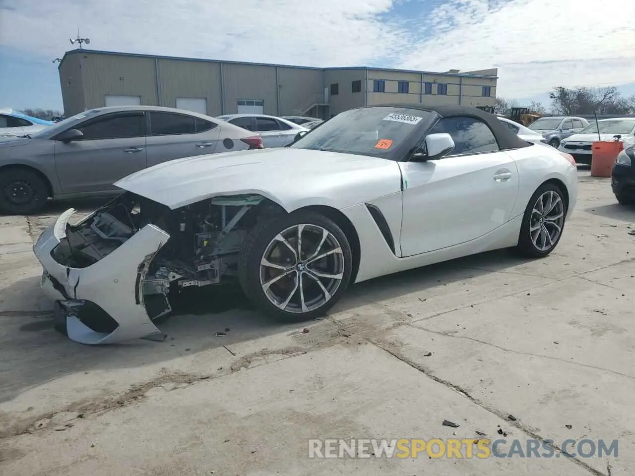 1 Photograph of a damaged car WBAHF3C58KWW35653 BMW Z4 2019