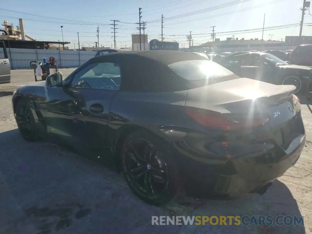 2 Фотография поврежденного автомобиля WBAHF3C02LWW54463 BMW Z4 2020