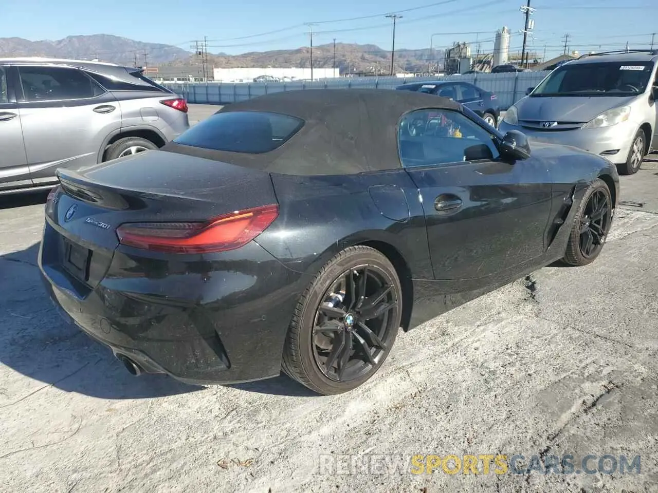 3 Фотография поврежденного автомобиля WBAHF3C02LWW54463 BMW Z4 2020