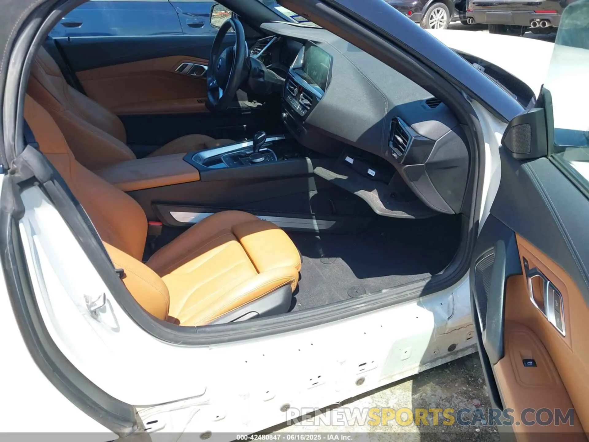 5 Фотография поврежденного автомобиля WBAHF3C04LWW76724 BMW Z4 2020