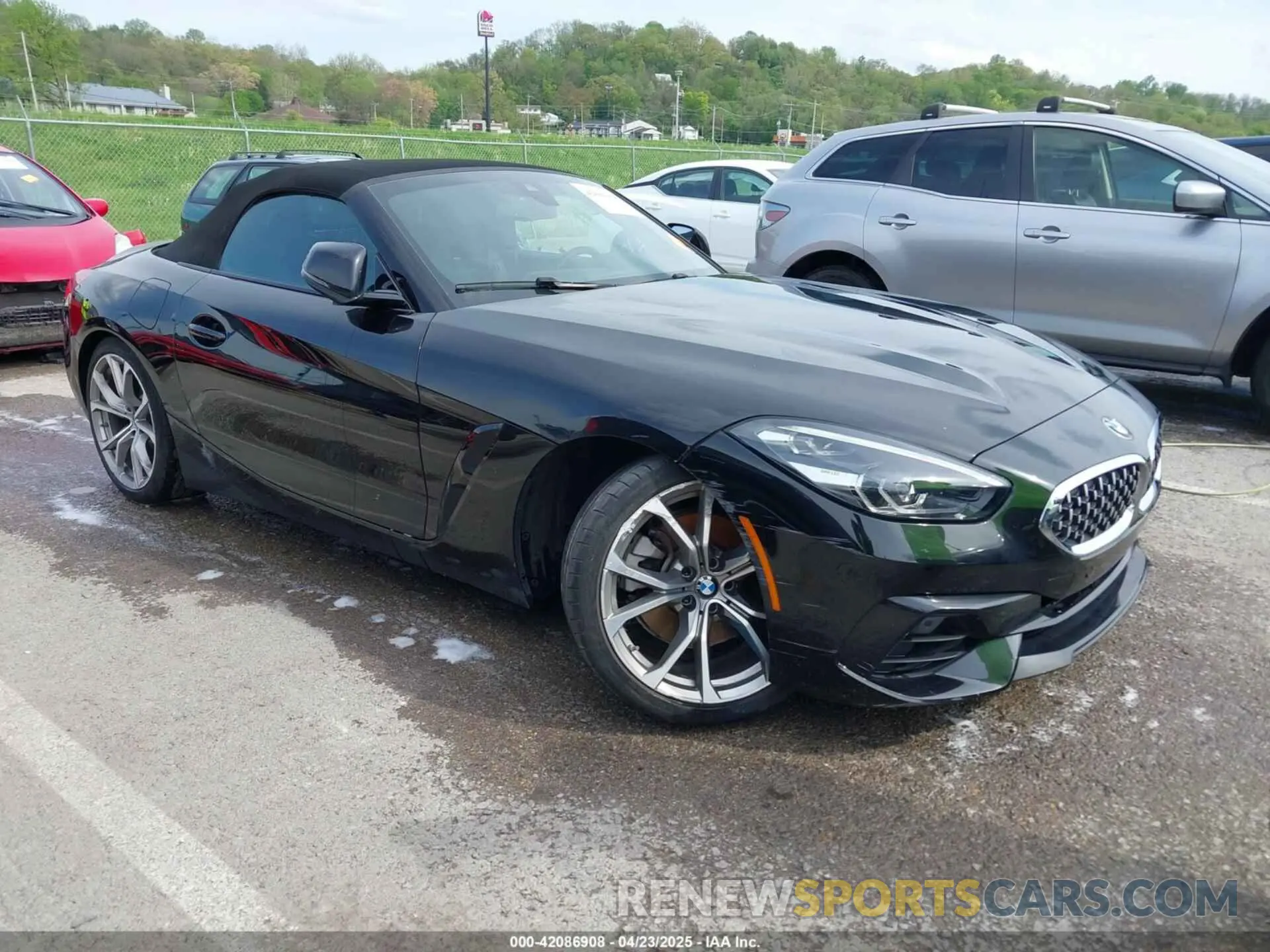 1 Photograph of a damaged car WBAHF3C06LWW54465 BMW Z4 2020