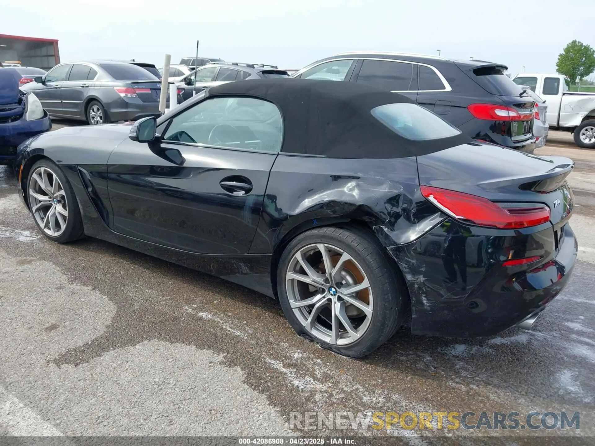 3 Photograph of a damaged car WBAHF3C06LWW54465 BMW Z4 2020