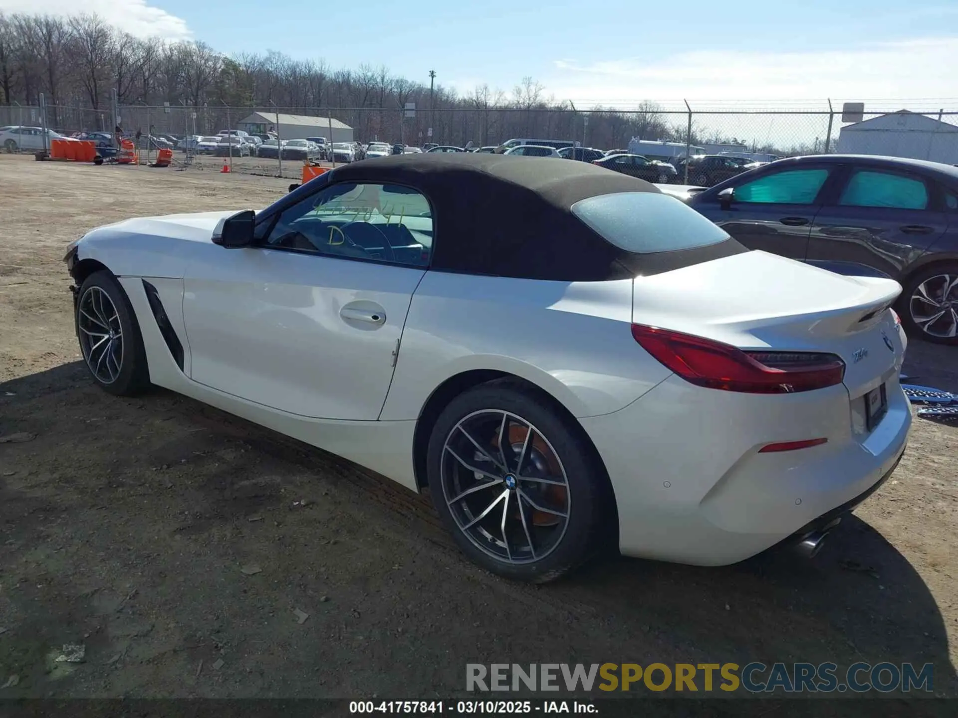 3 Фотография поврежденного автомобиля WBAHF3C09LWW54993 BMW Z4 2020