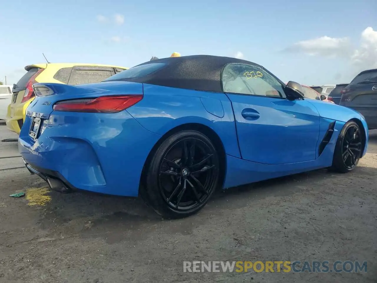 3 Photograph of a damaged car WBAHF9C05LWW40270 BMW Z4 2020