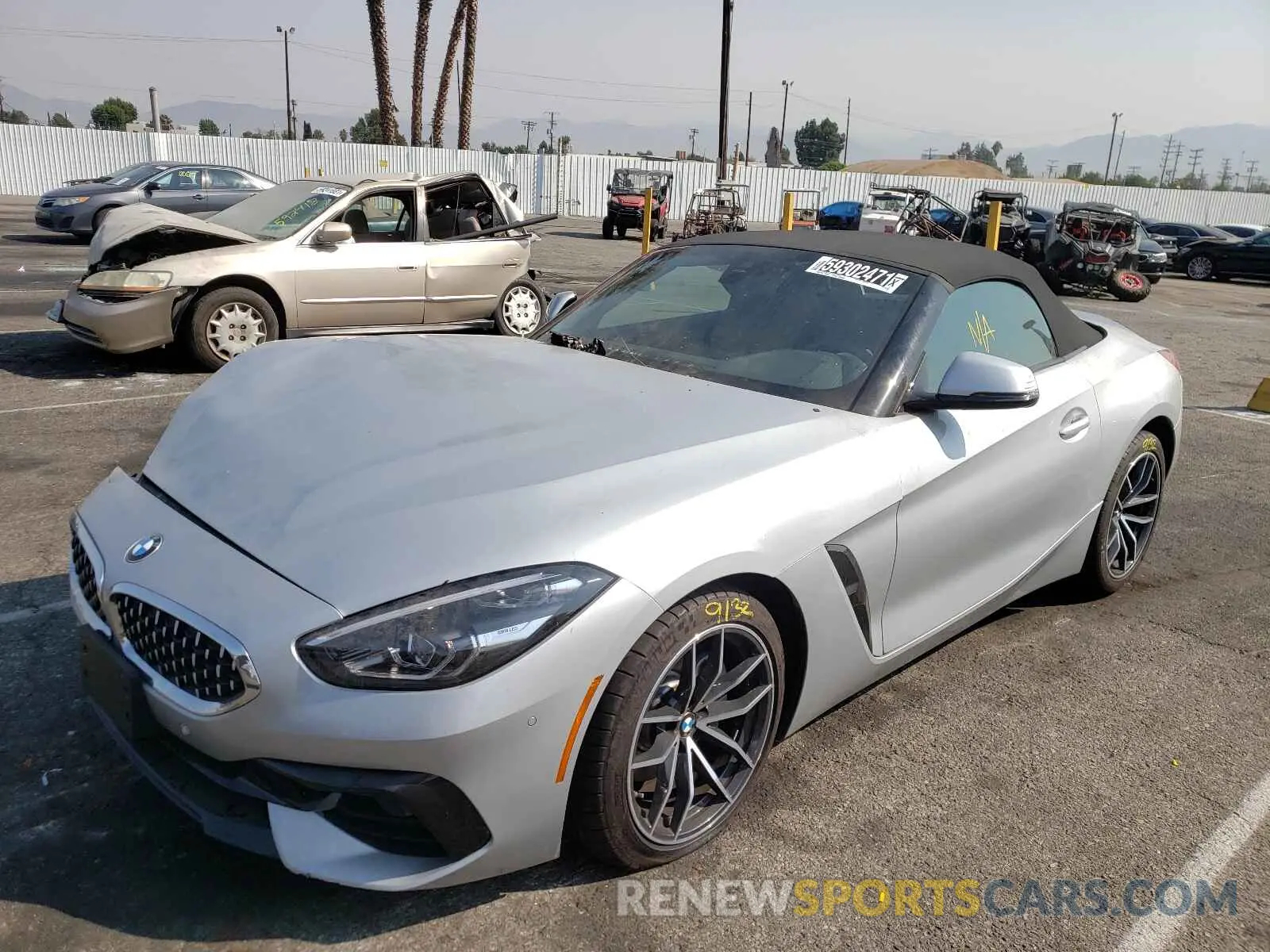 2 Фотография поврежденного автомобиля WBAHF3C05MWX24104 BMW Z4 2021