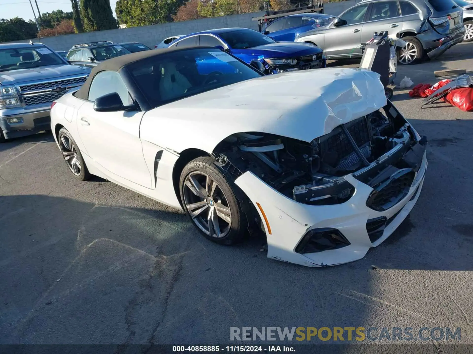 1 Photograph of a damaged car WBAHF3C09PWY13436 BMW Z4 2023