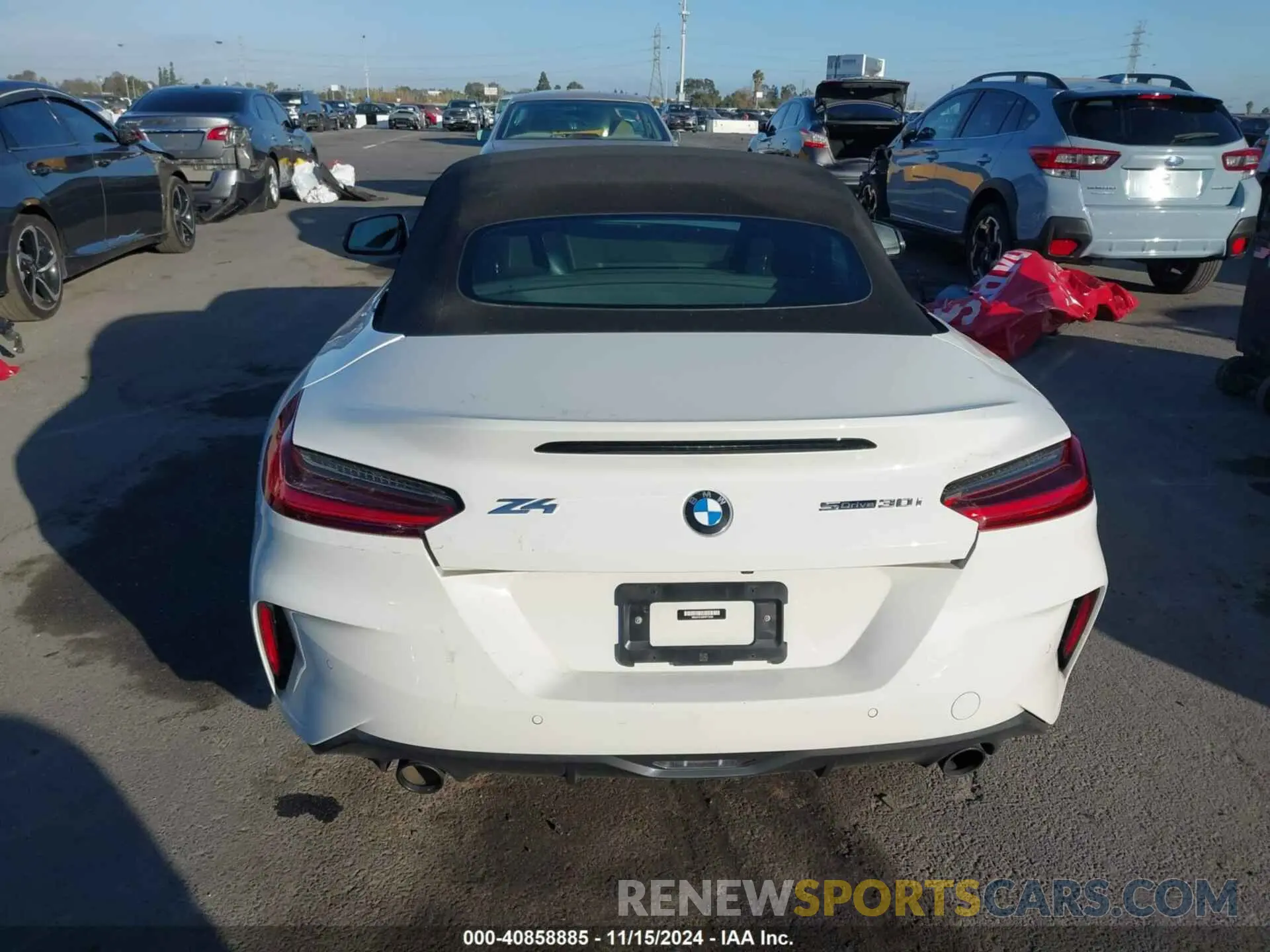 16 Photograph of a damaged car WBAHF3C09PWY13436 BMW Z4 2023