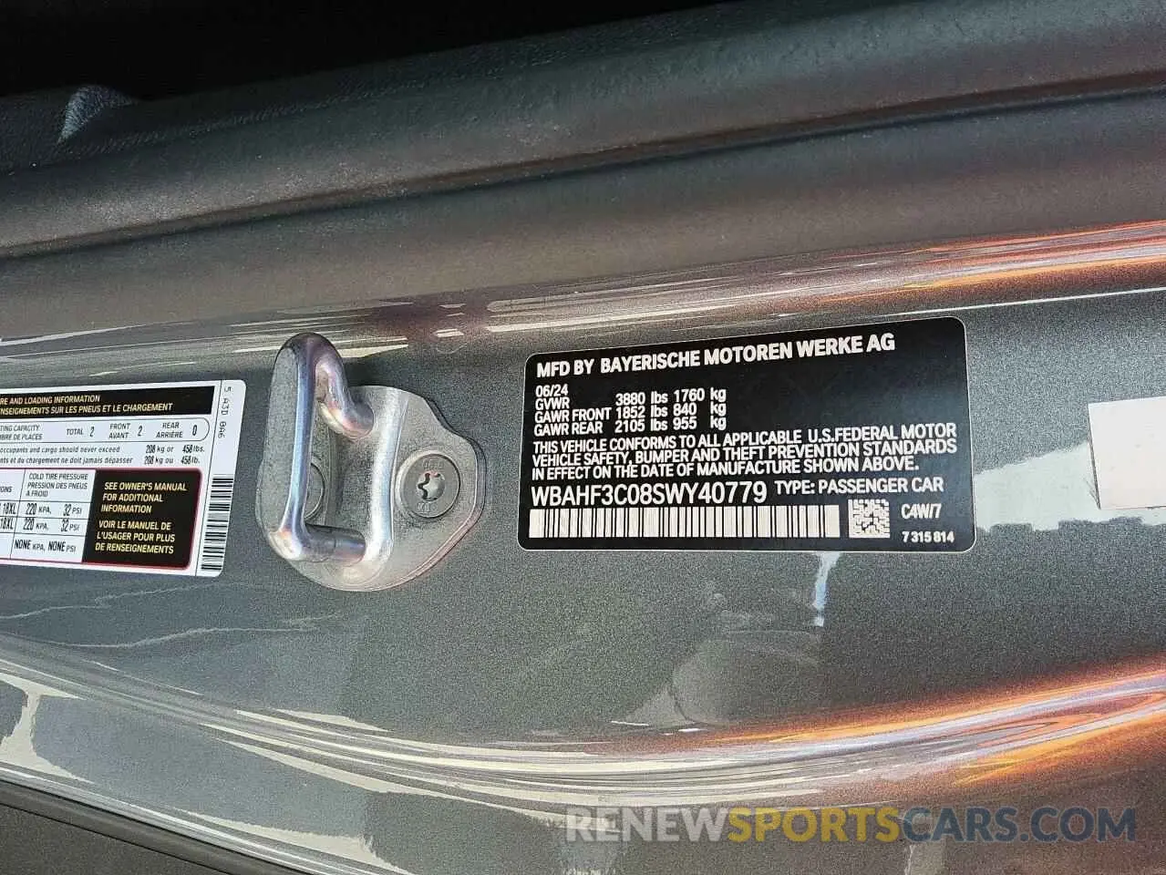 12 Фотография поврежденного автомобиля WBAHF3C08SWY40779 BMW Z4 2025