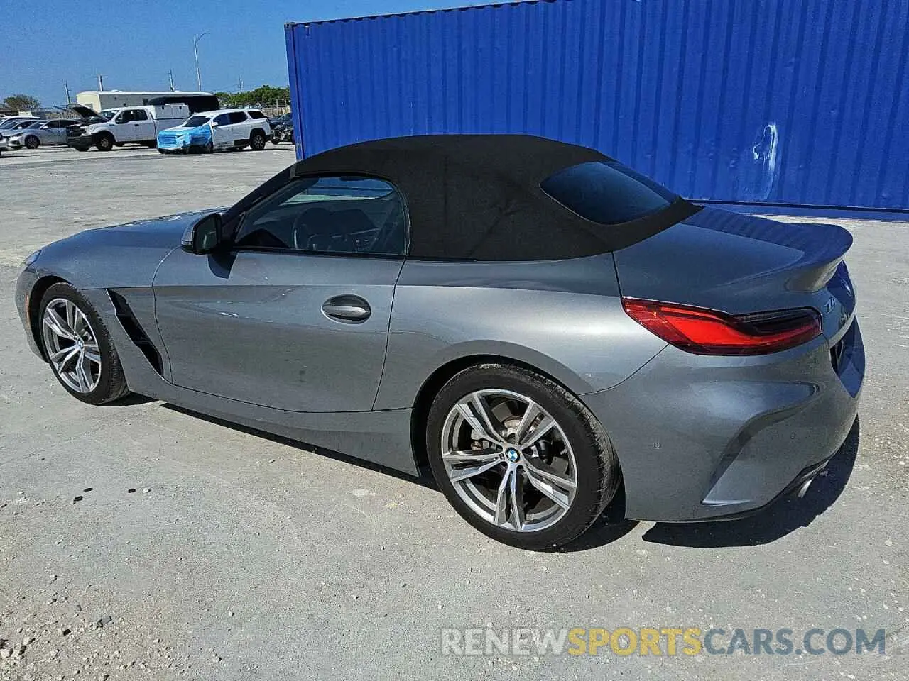 2 Фотография поврежденного автомобиля WBAHF3C08SWY40779 BMW Z4 2025