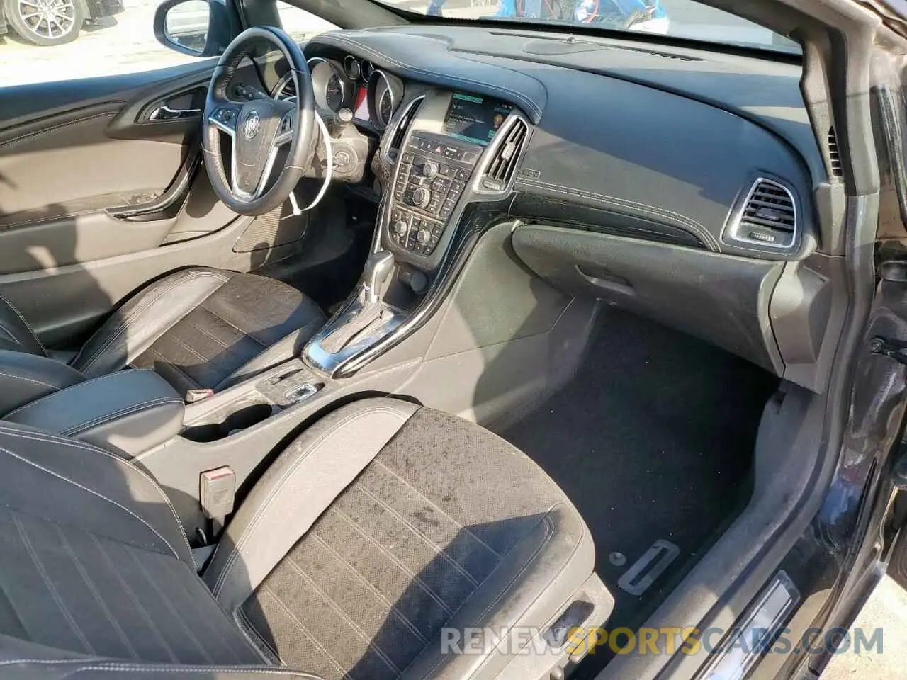8 Photograph of a damaged car W04WH3N56KG358331 BUICK CASCADA 2019