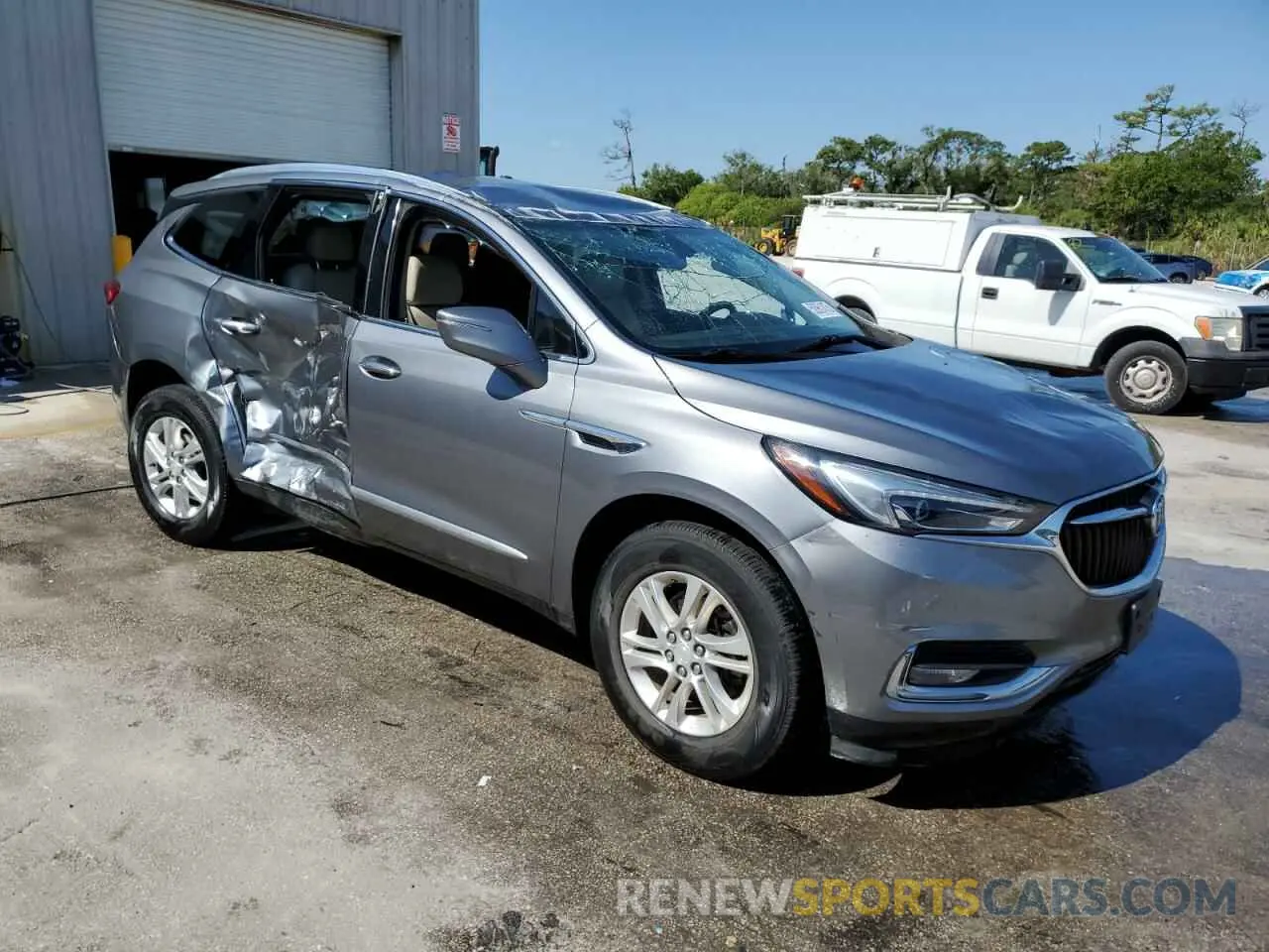 4 Фотография поврежденного автомобиля 5GAERBKW1KJ189068 BUICK ENCLAVE 2019