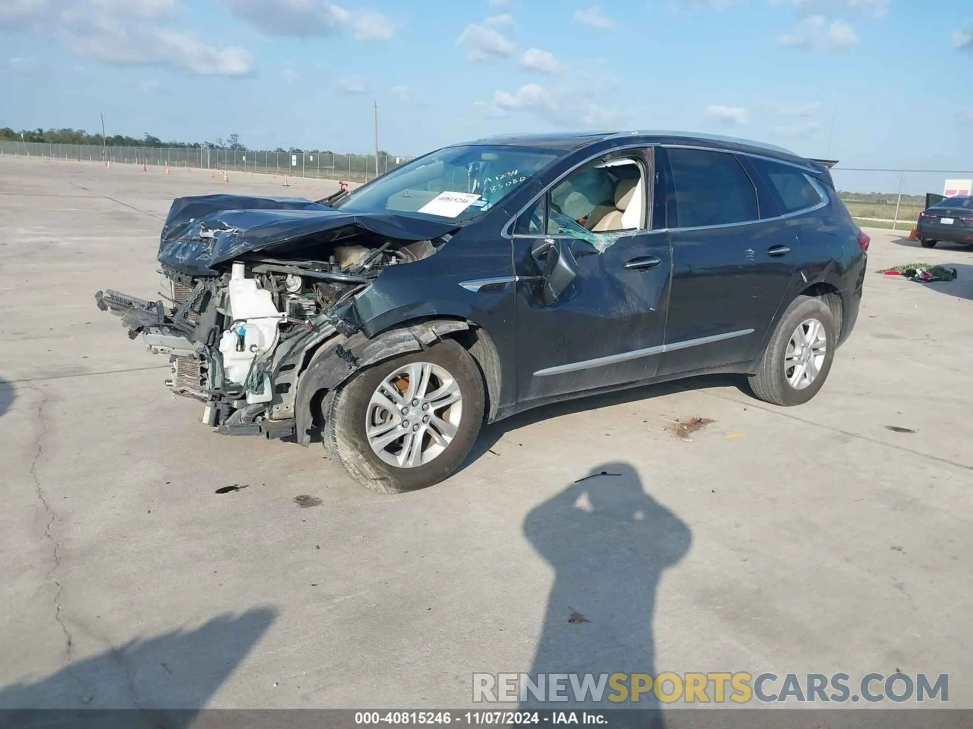2 Фотография поврежденного автомобиля 5GAERBKW4KJ175469 BUICK ENCLAVE 2019