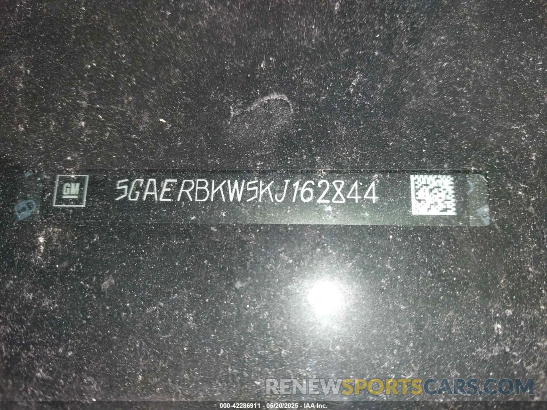 9 Photograph of a damaged car 5GAERBKW5KJ162844 BUICK ENCLAVE 2019