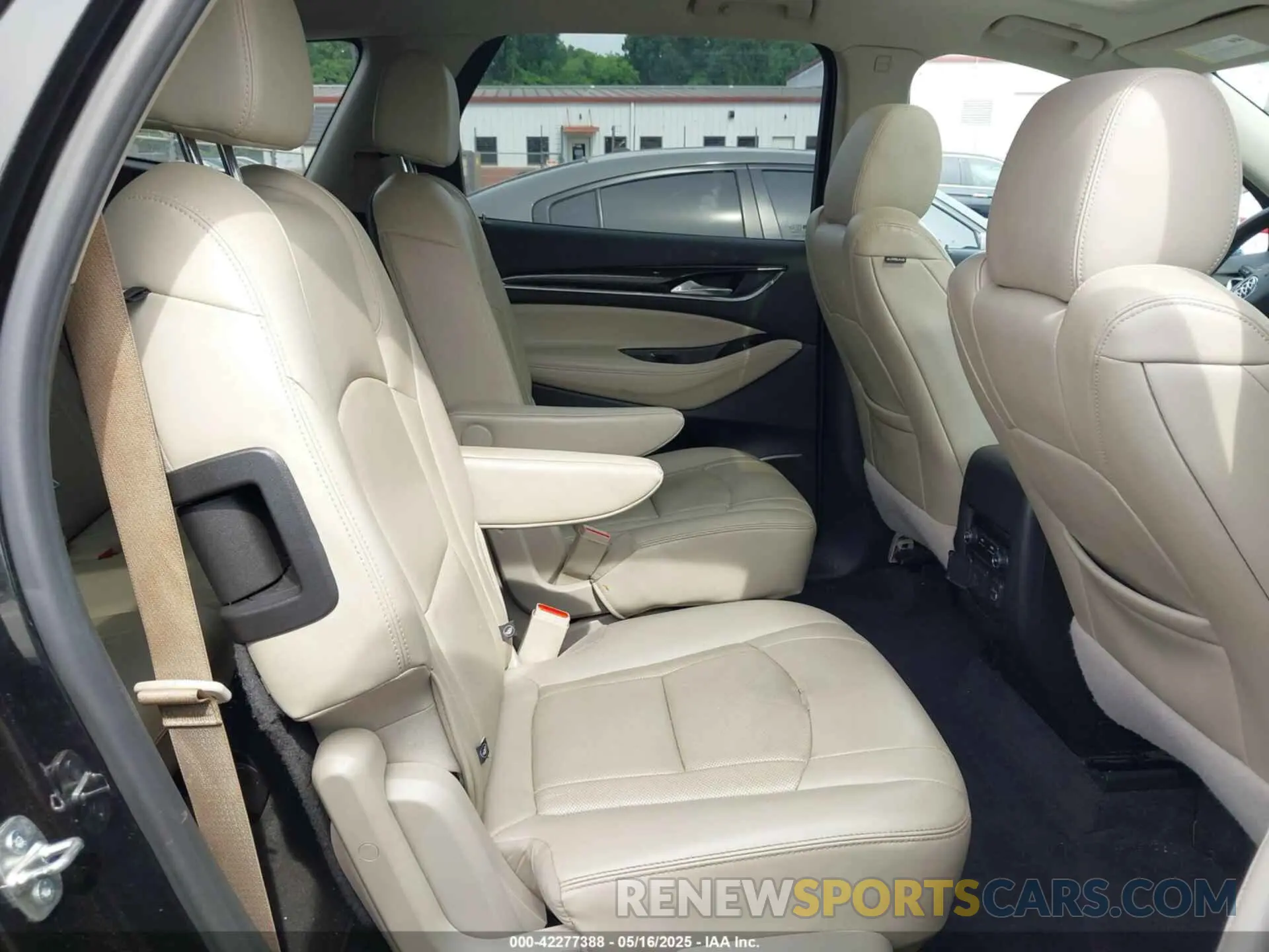 8 Photograph of a damaged car 5GAERBKW6KJ221447 BUICK ENCLAVE 2019