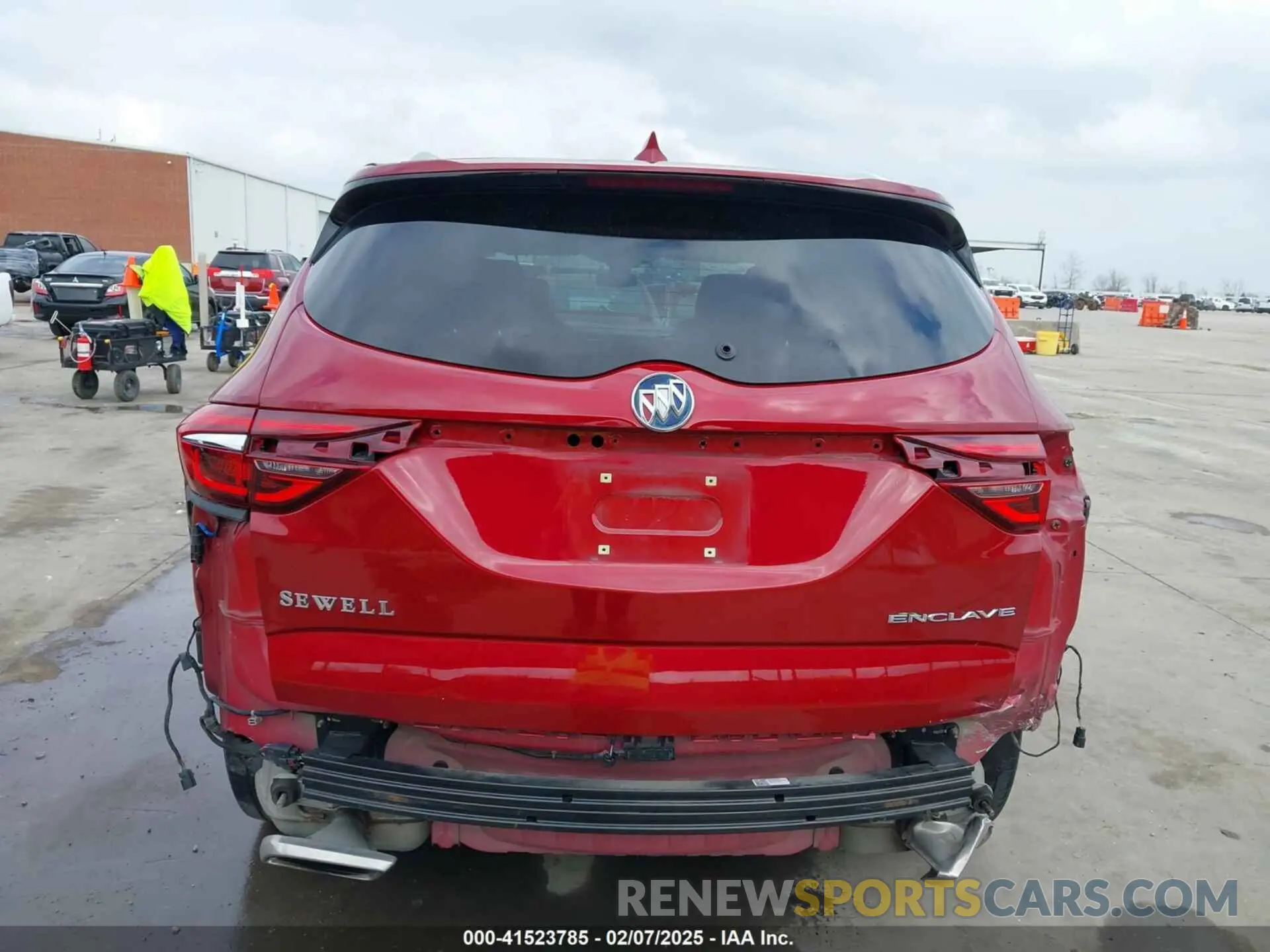17 Photograph of a damaged car 5GAERBKW7KJ172825 BUICK ENCLAVE 2019