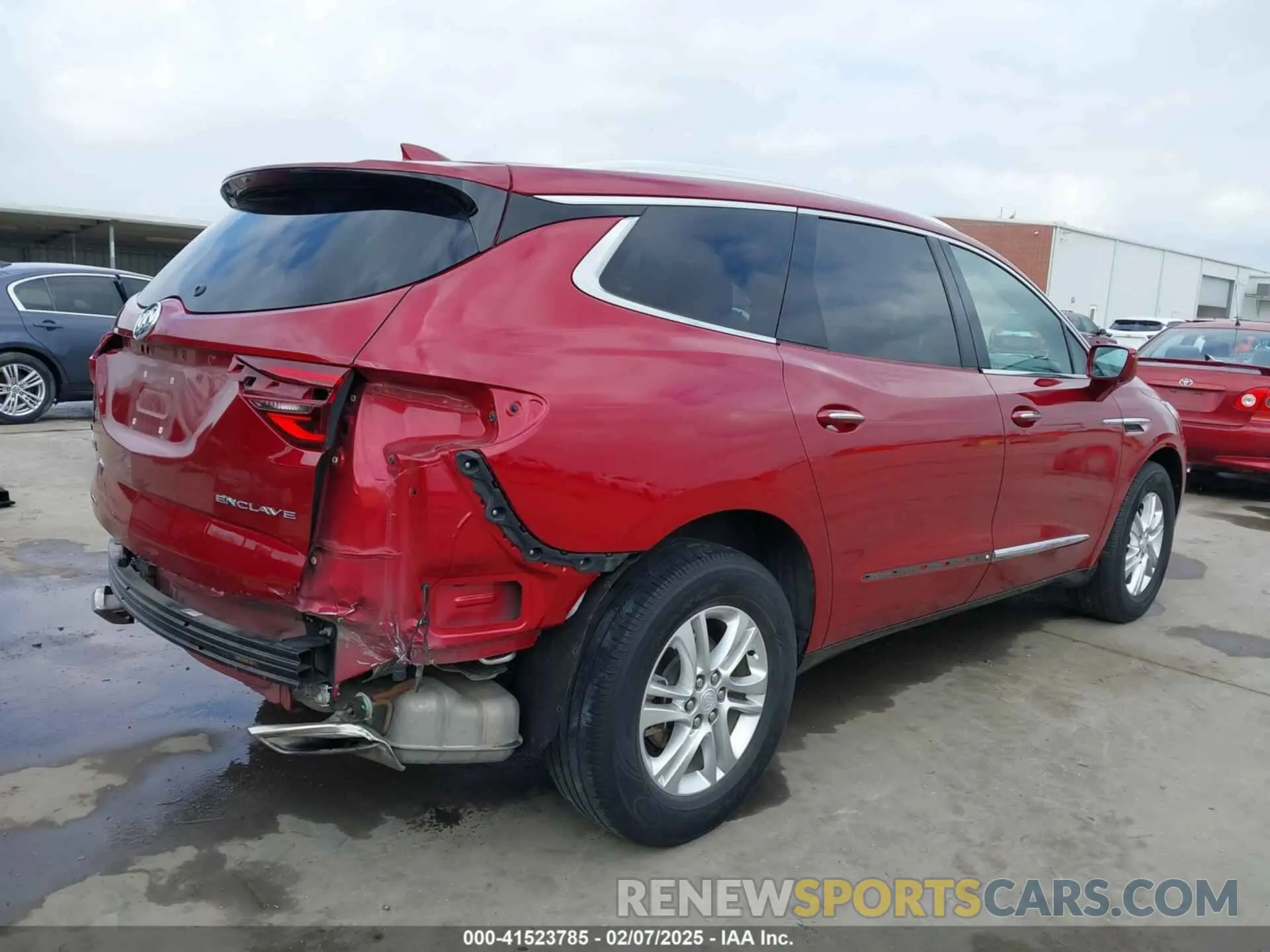 4 Photograph of a damaged car 5GAERBKW7KJ172825 BUICK ENCLAVE 2019