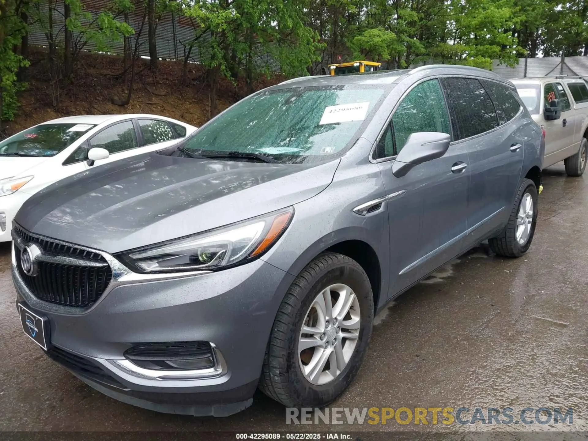 2 Фотография поврежденного автомобиля 5GAEVAKW5KJ287350 BUICK ENCLAVE 2019