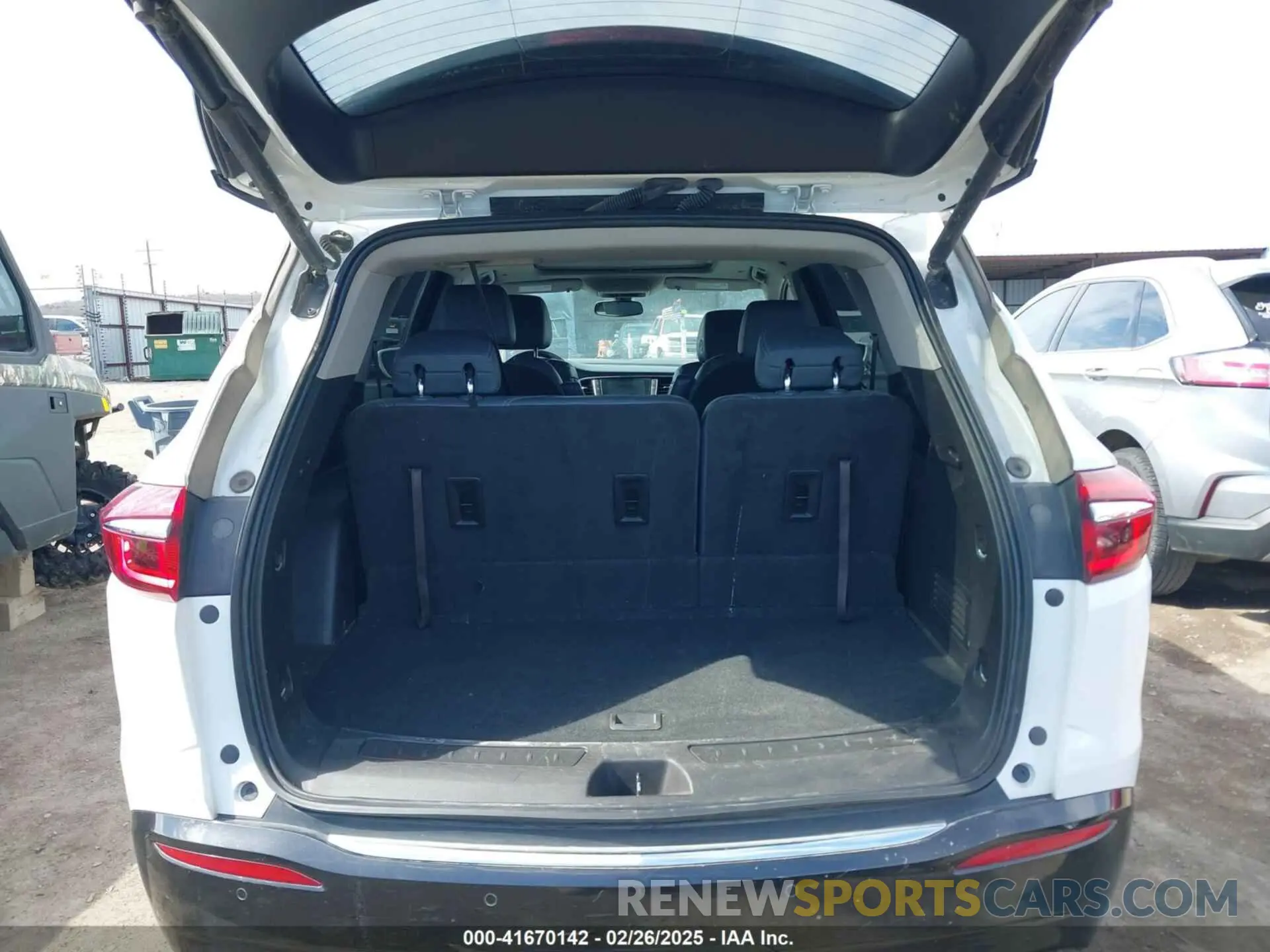 17 Photograph of a damaged car 5GAEVAKW5KJ302235 BUICK ENCLAVE 2019