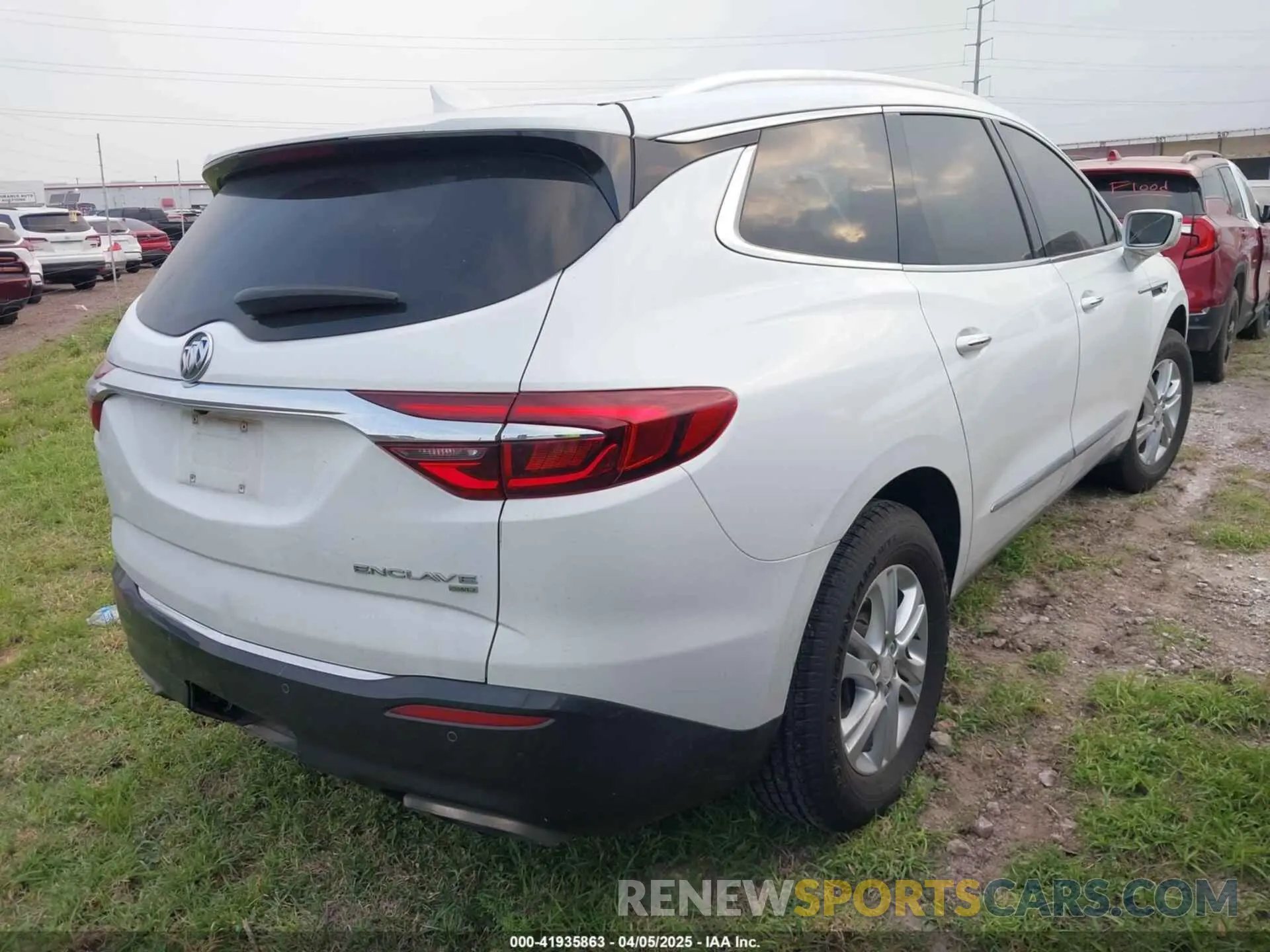 4 Фотография поврежденного автомобиля 5GAEVAKW6KJ177679 BUICK ENCLAVE 2019