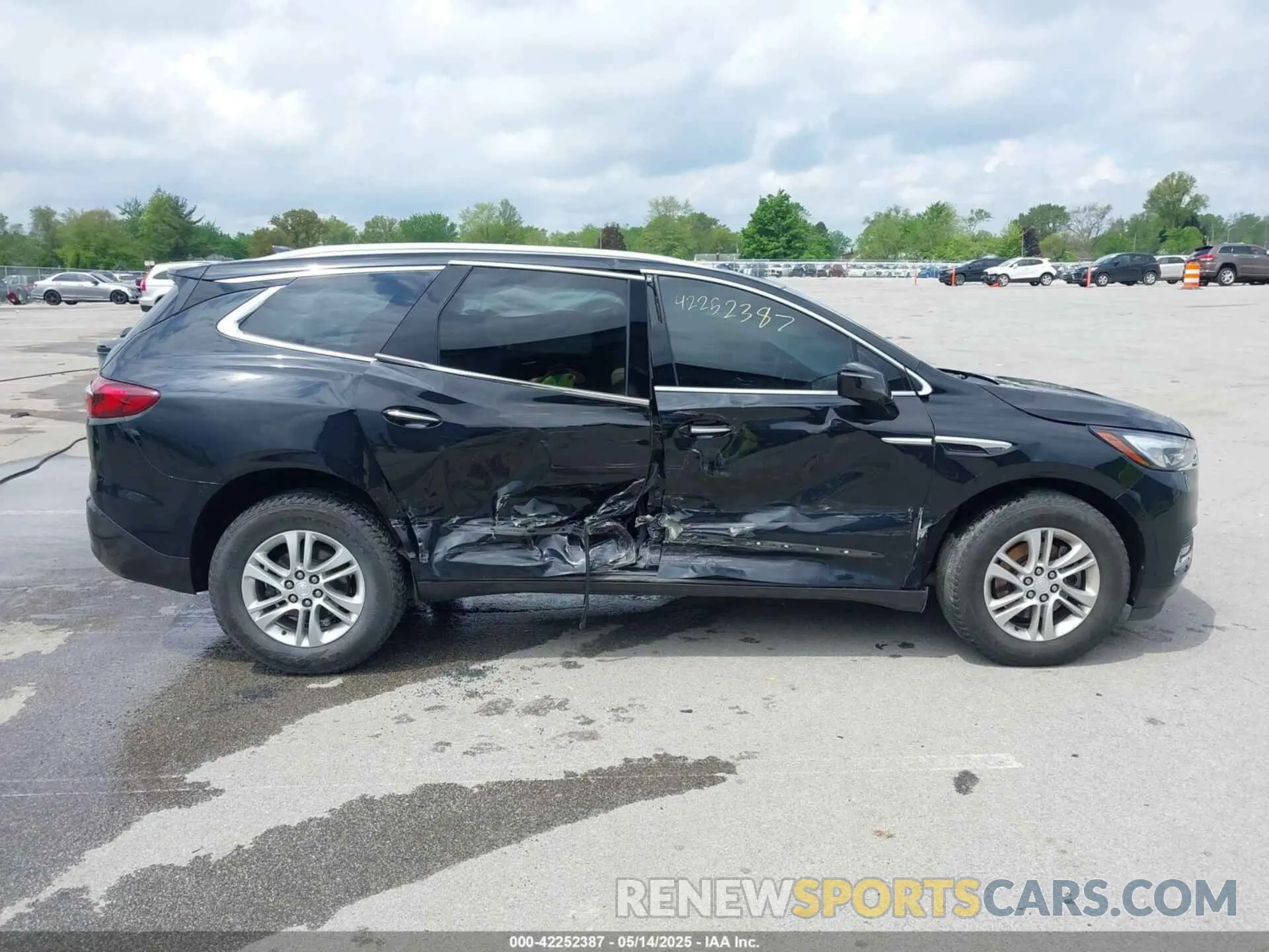 13 Фотография поврежденного автомобиля 5GAEVBKW3KJ301350 BUICK ENCLAVE 2019