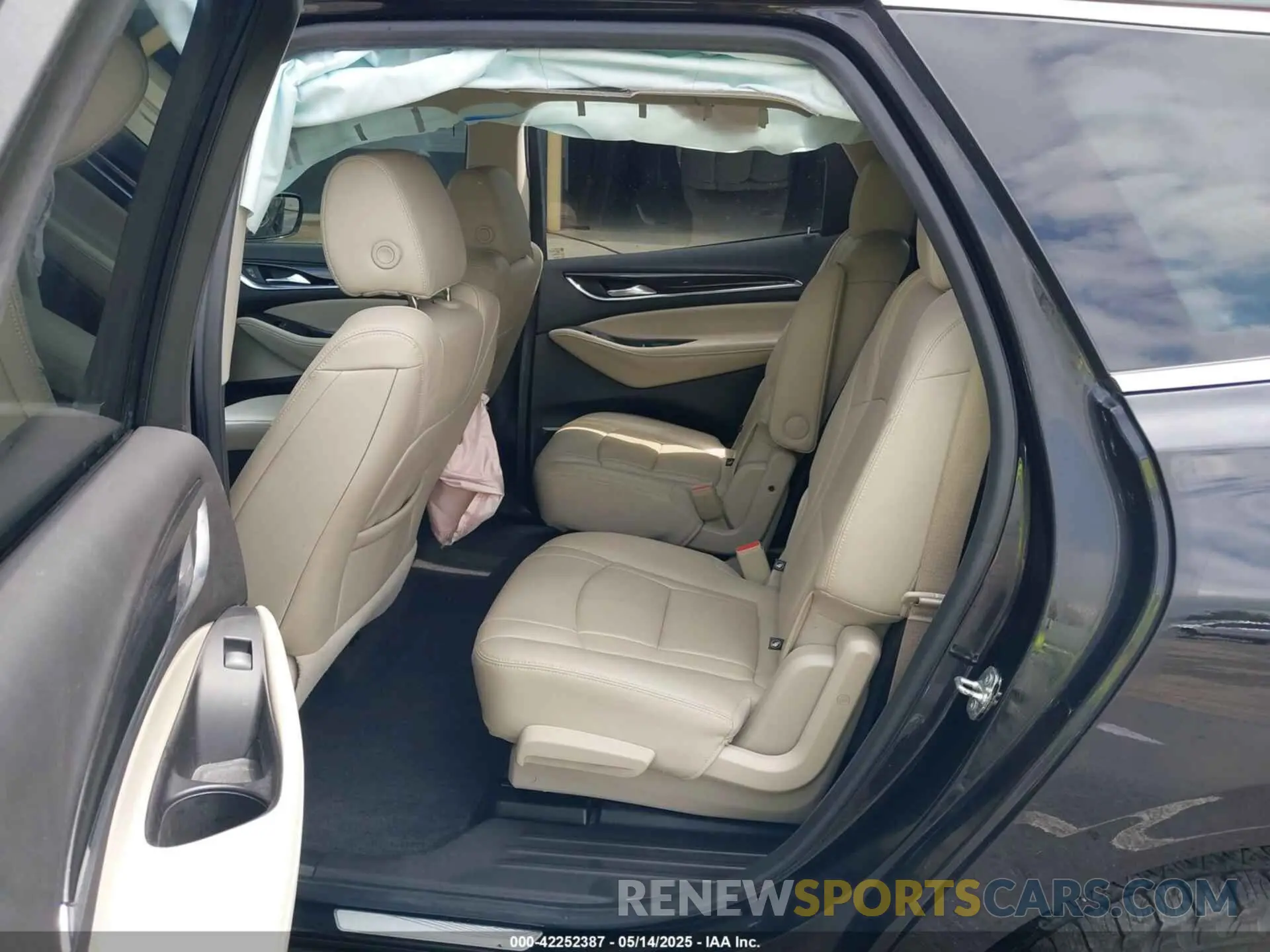 5 Фотография поврежденного автомобиля 5GAEVBKW3KJ301350 BUICK ENCLAVE 2019