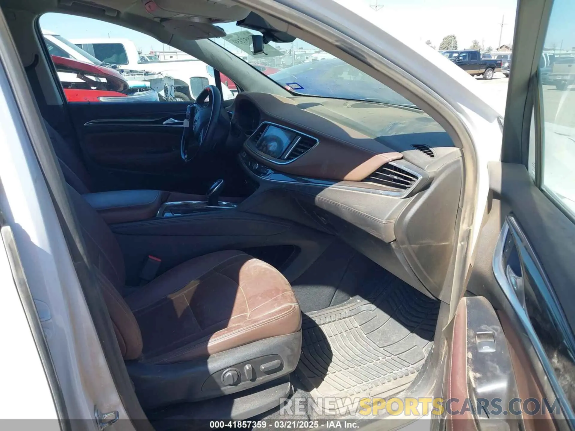 5 Фотография поврежденного автомобиля 5GAEVCKW2KJ317321 BUICK ENCLAVE 2019