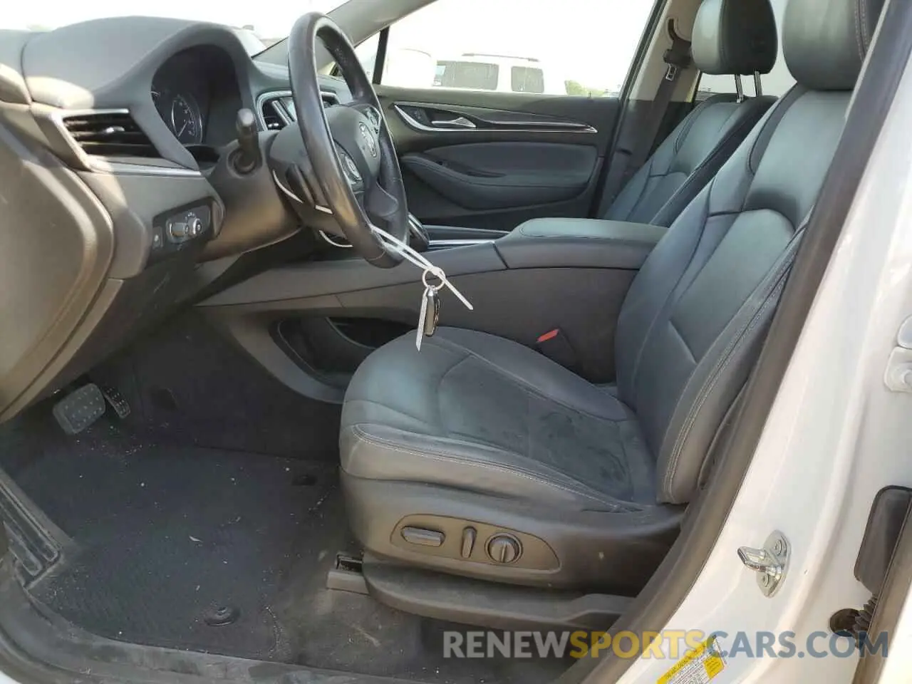 7 Photograph of a damaged car 5GAERBKW1LJ107907 BUICK ENCLAVE 2020