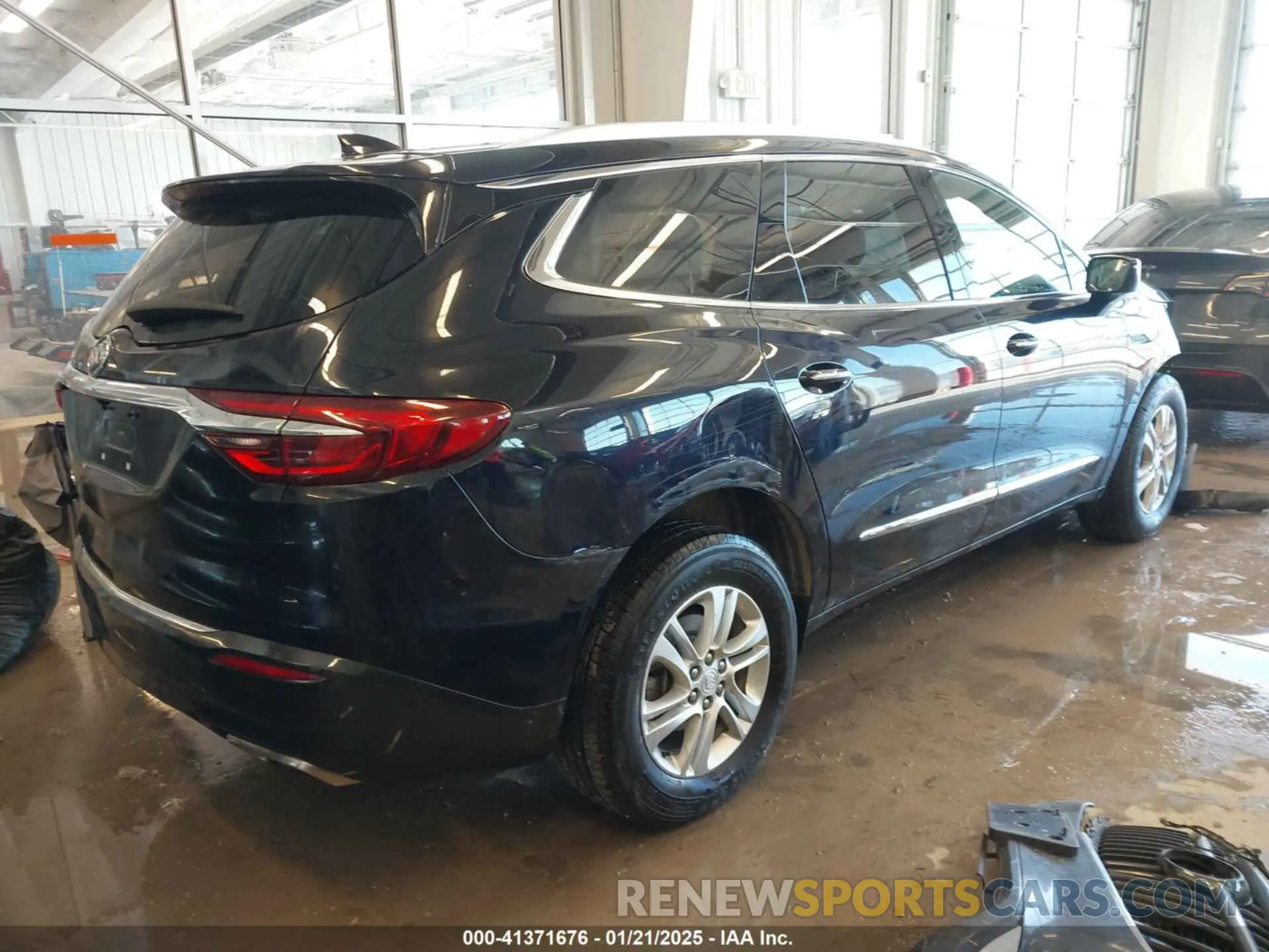 4 Photograph of a damaged car 5GAERBKW4LJ133434 BUICK ENCLAVE 2020