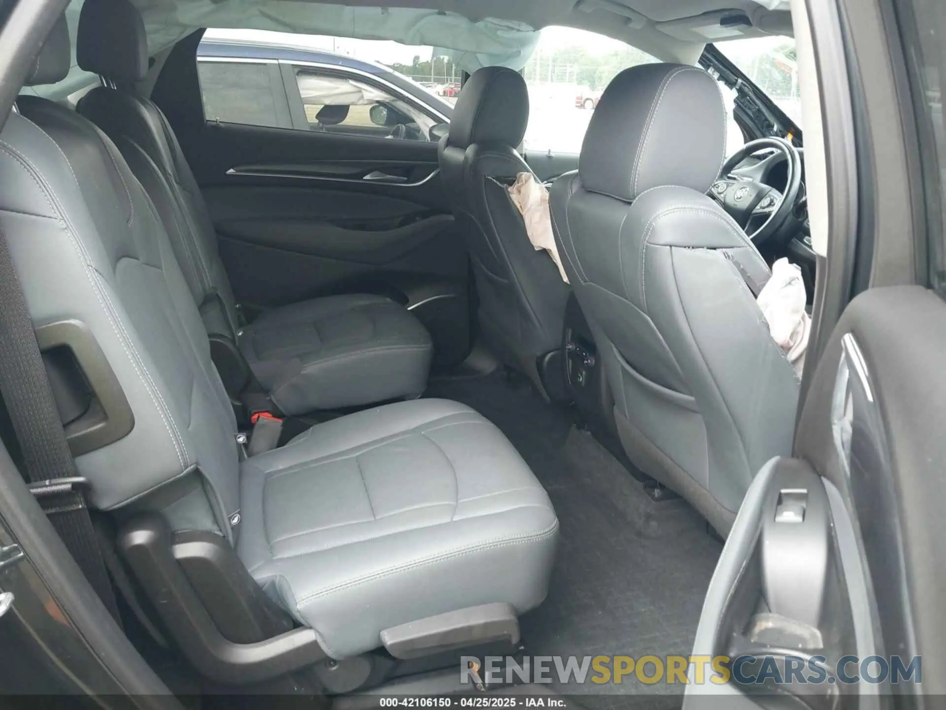 8 Photograph of a damaged car 5GAERBKW4LJ194086 BUICK ENCLAVE 2020