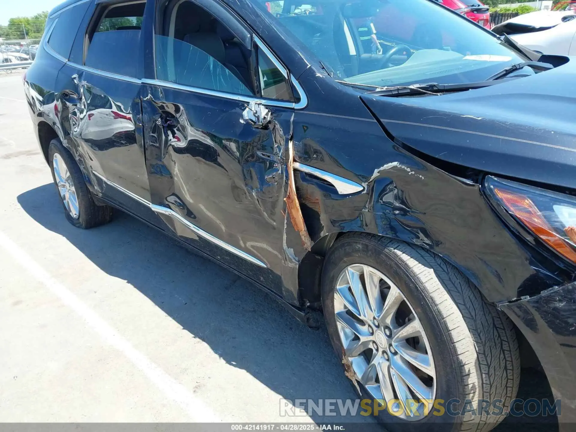 17 Photograph of a damaged car 5GAERBKW4LJ292650 BUICK ENCLAVE 2020